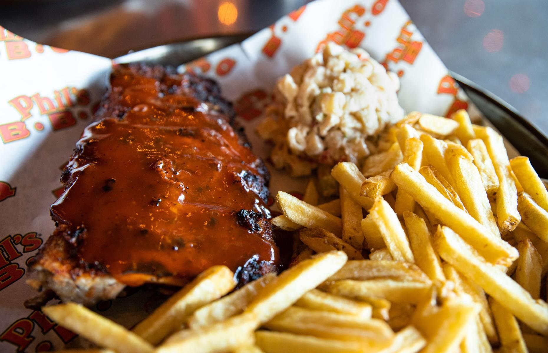 California: Phil's BBQ, various locations