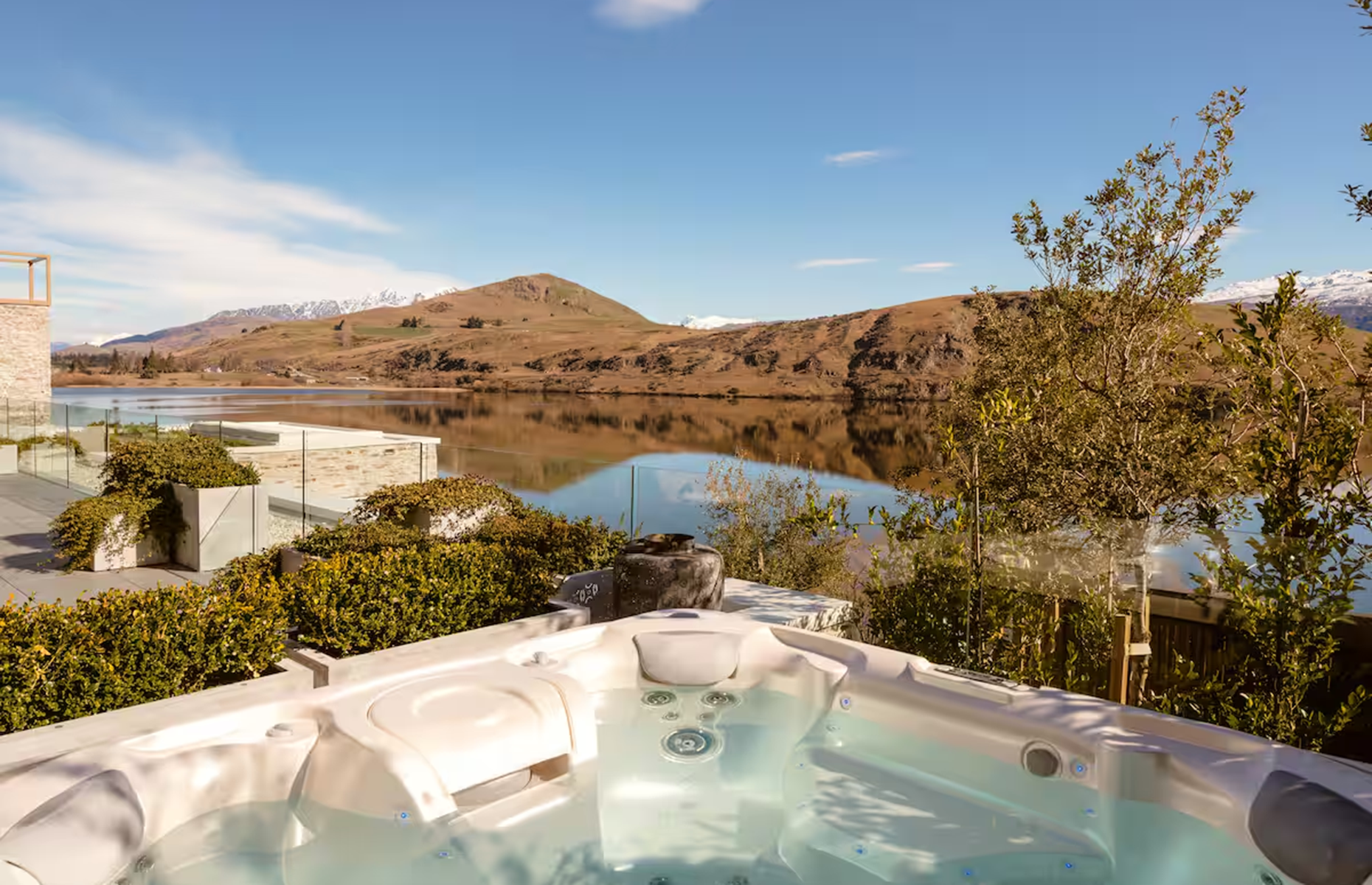 Villa en bord de lac, Otago, Nouvelle-Zélande : 111 000 euros le mois