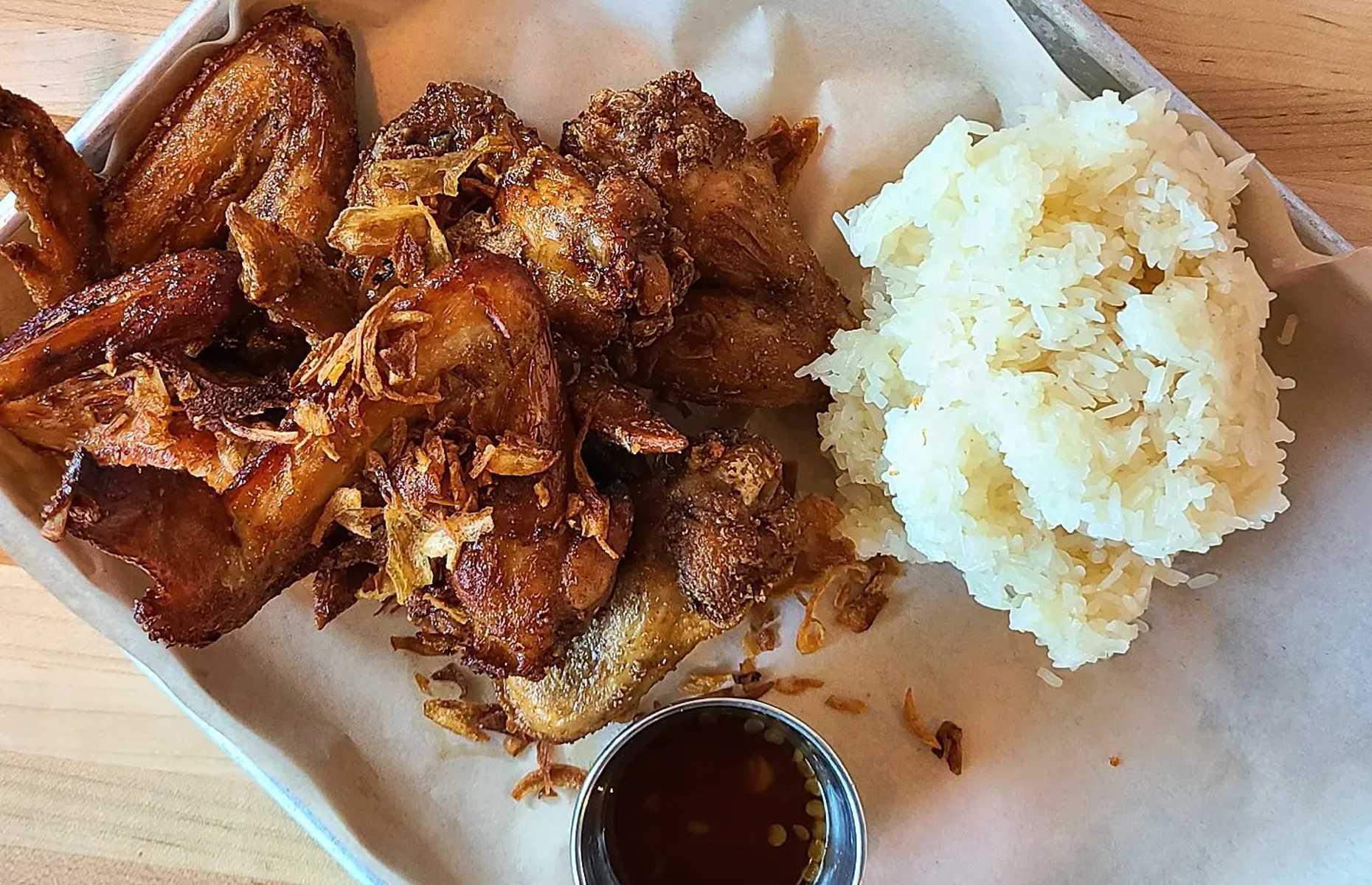 Oregon: Hat Yai fried chicken wings, Hat Yai, Portland