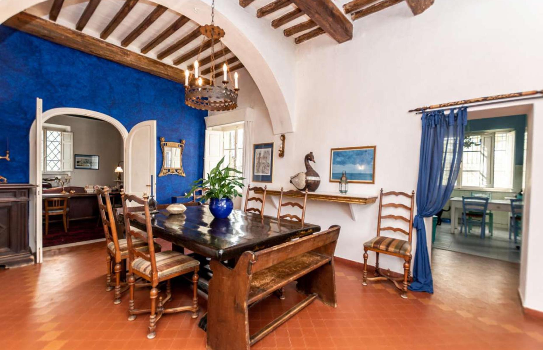 Tuscan farmhouse with vineyard, Pisa, Italy: £2.1 million ($2.8m) 