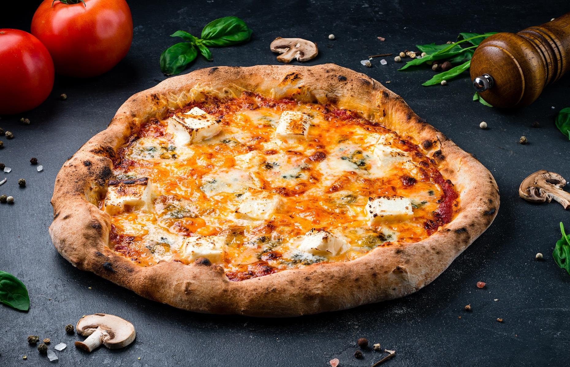3. Quattro formaggi, Italy