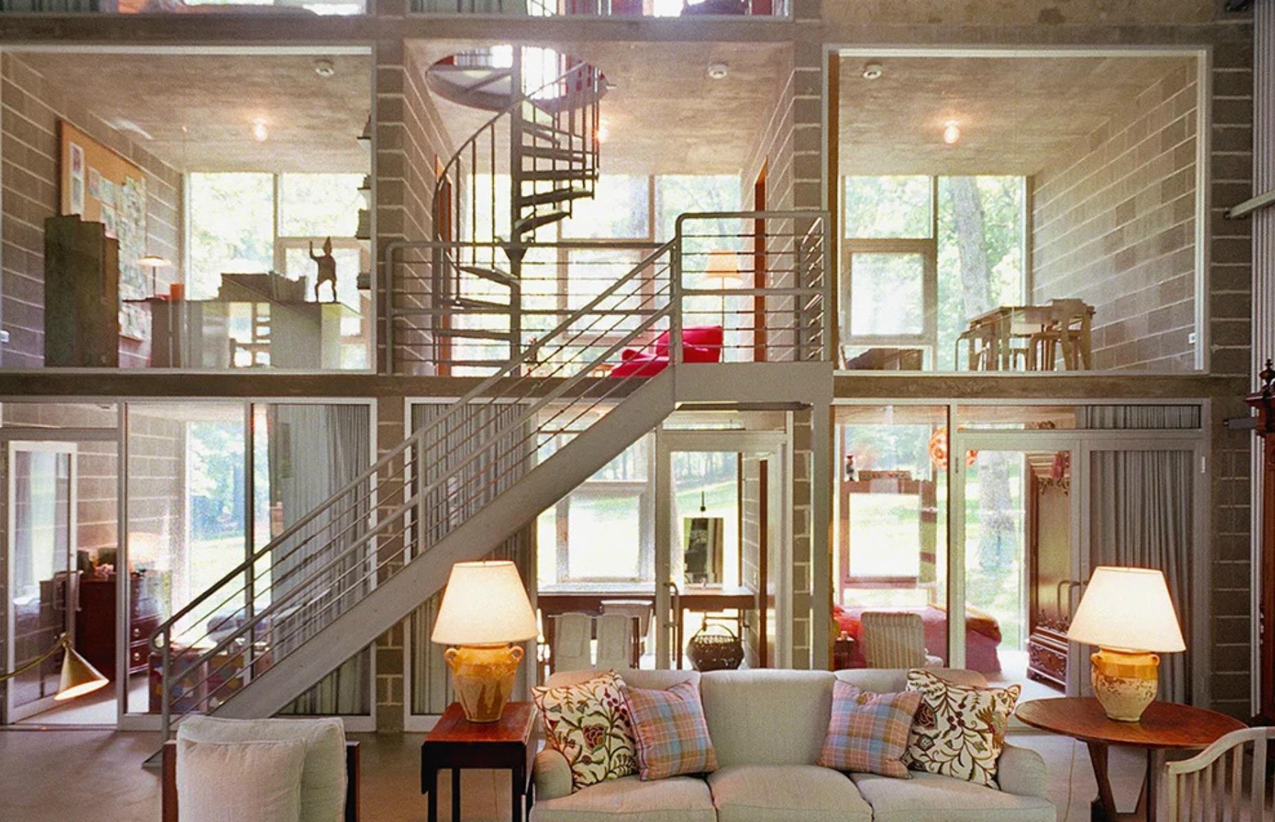 Bunny Lane, New Jersey, USA: You won't believe people live inside these hangar homes