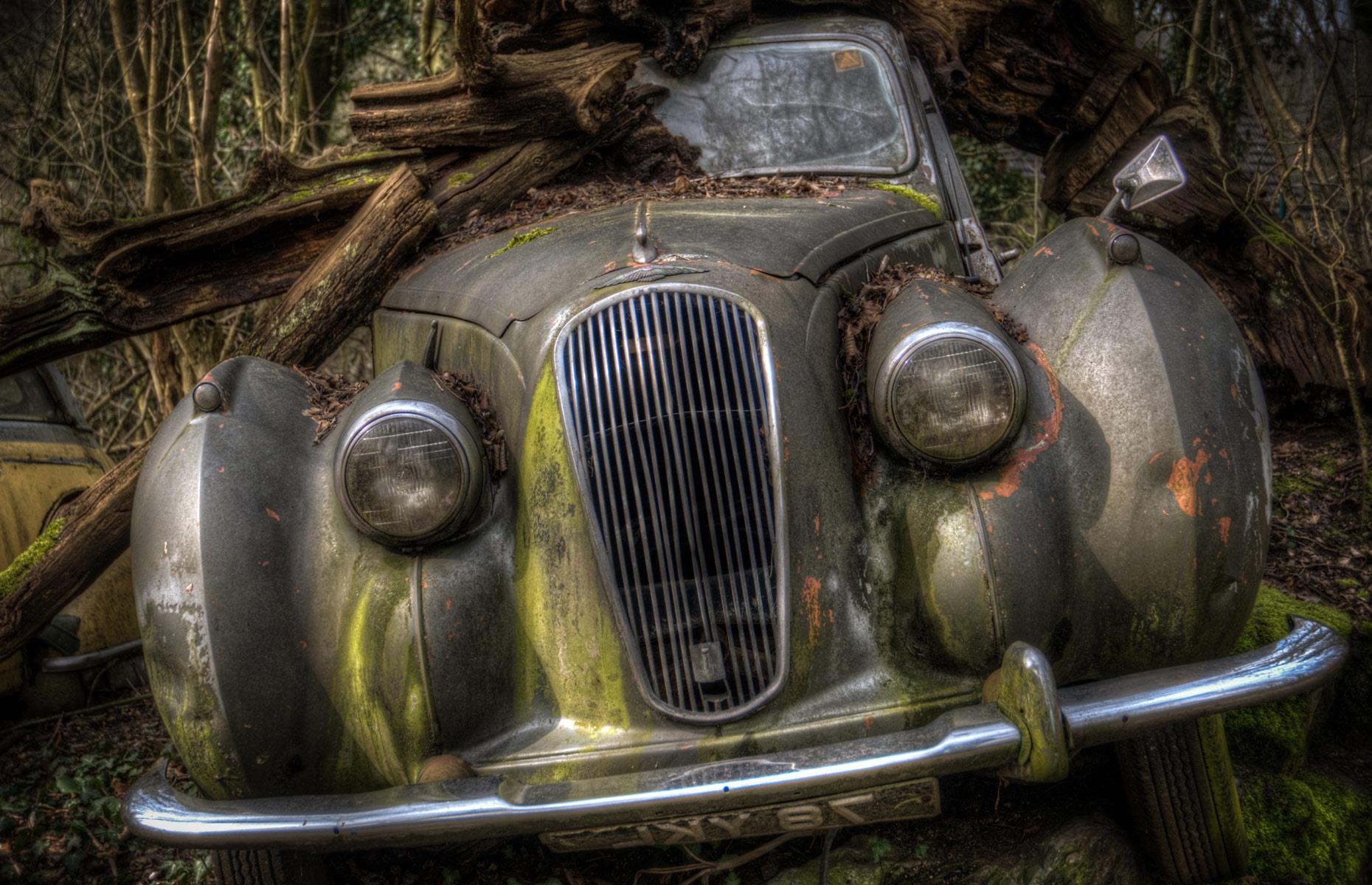 Châtillon Car Graveyard, Châtillon, Belgium