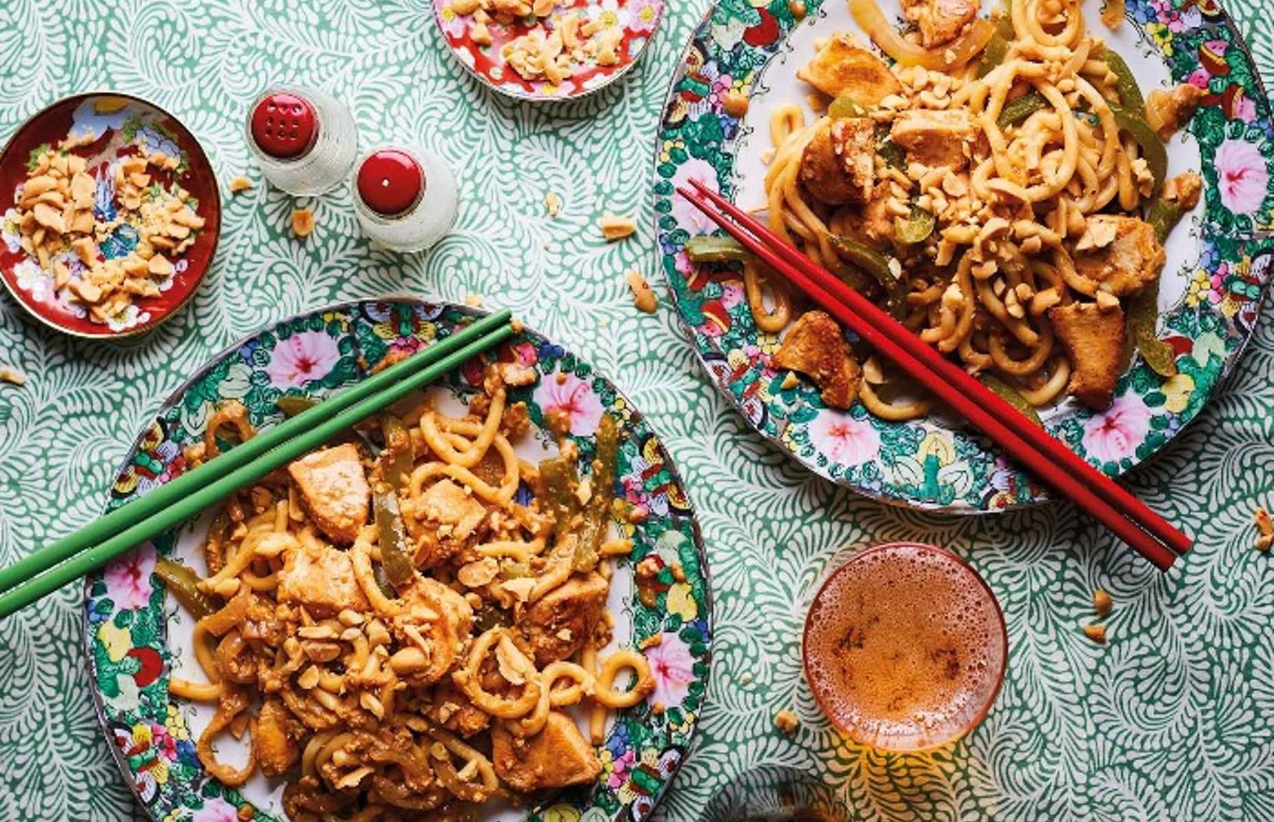 Satay chicken udon noodles