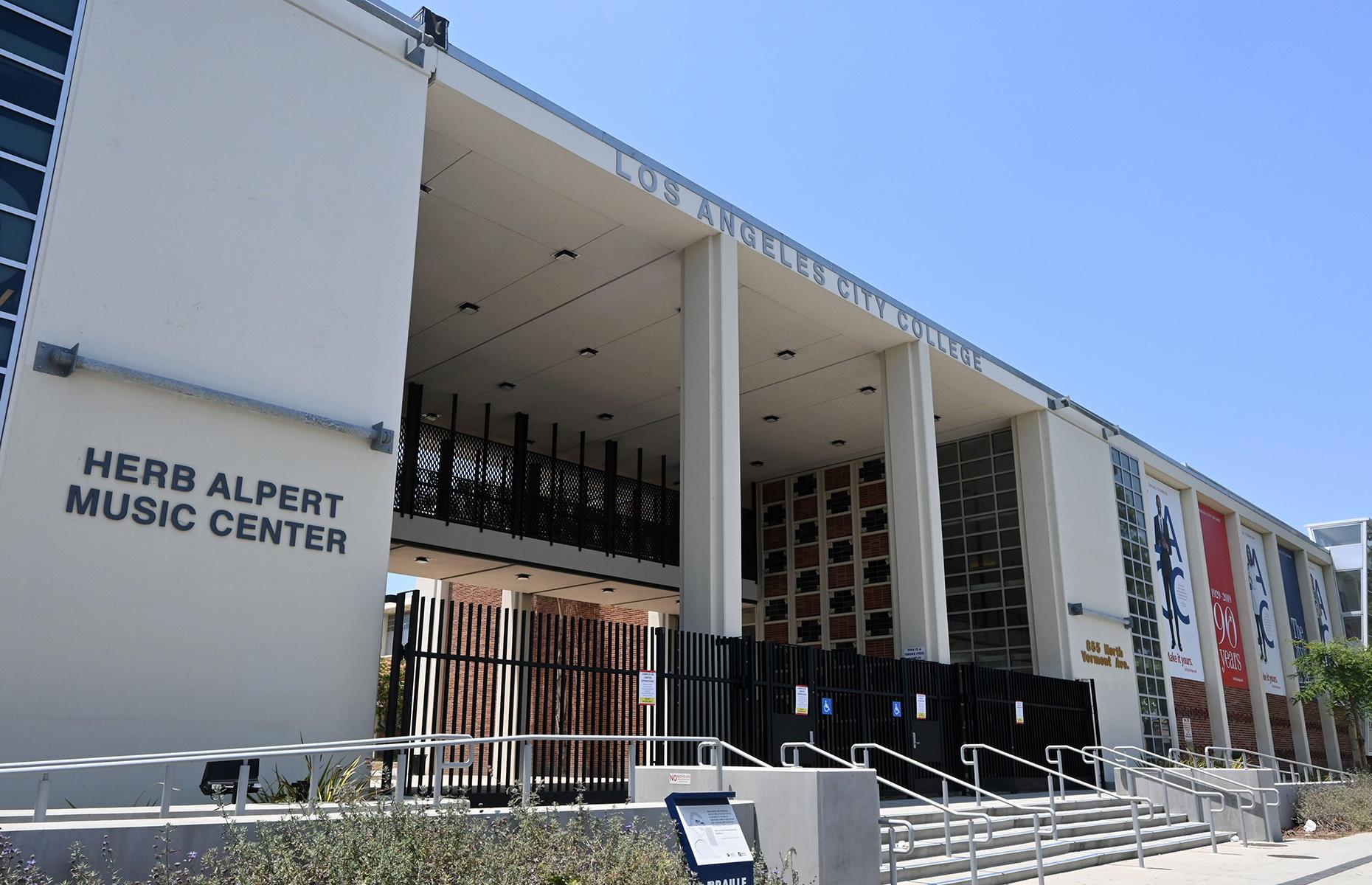 Community: Los Angeles City College, Los Angeles, California