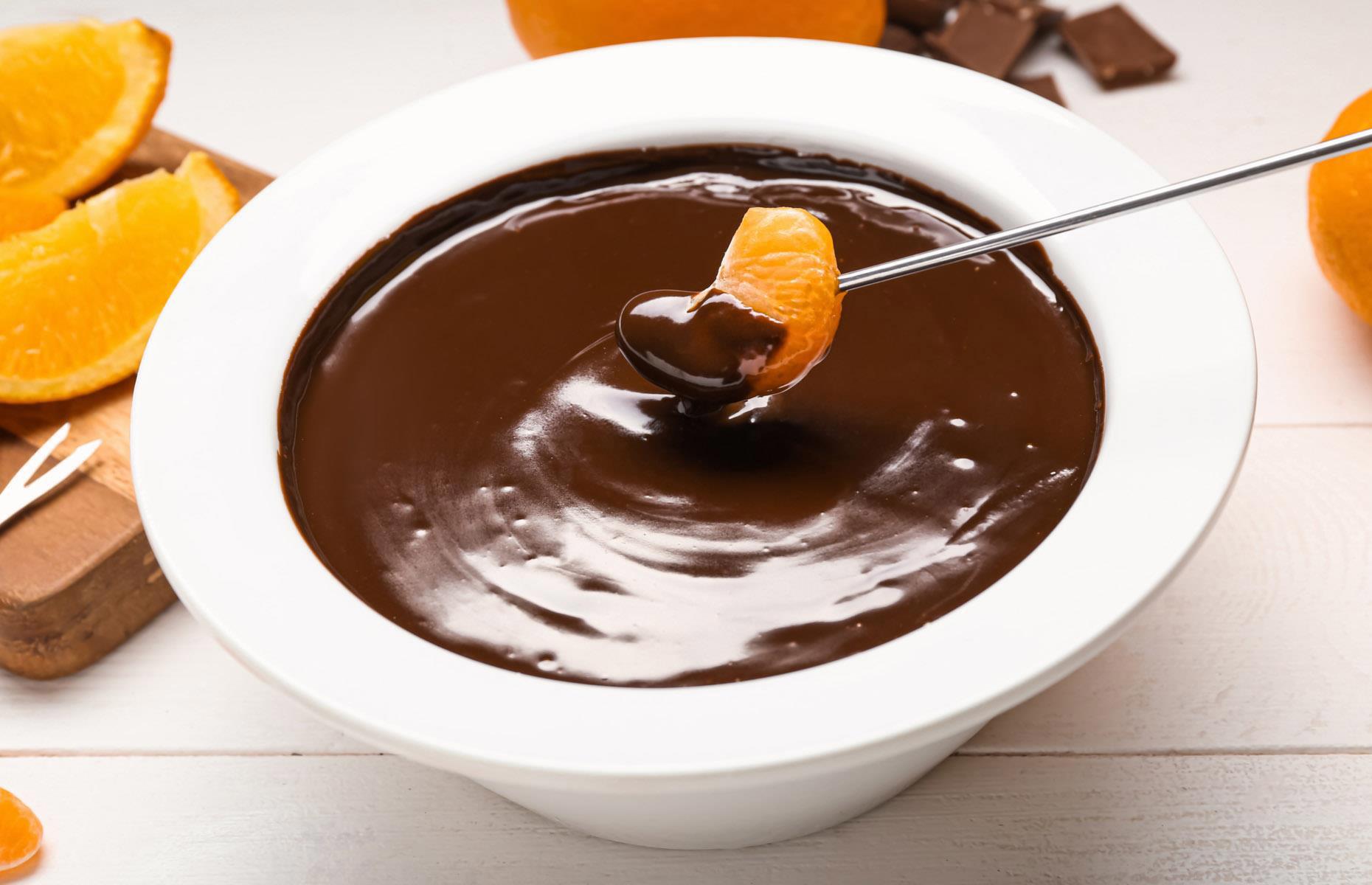 1960s: chocolate fondue