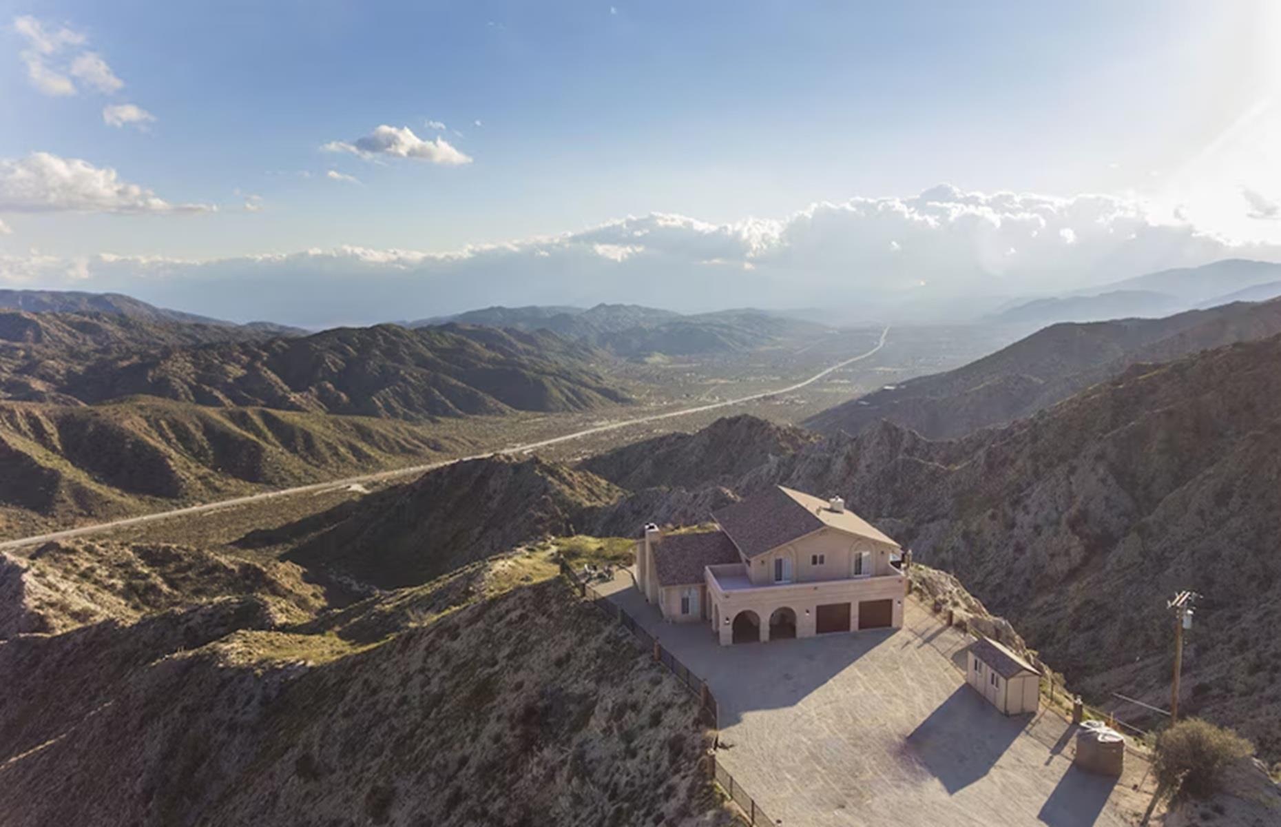 Summit House, California, USA