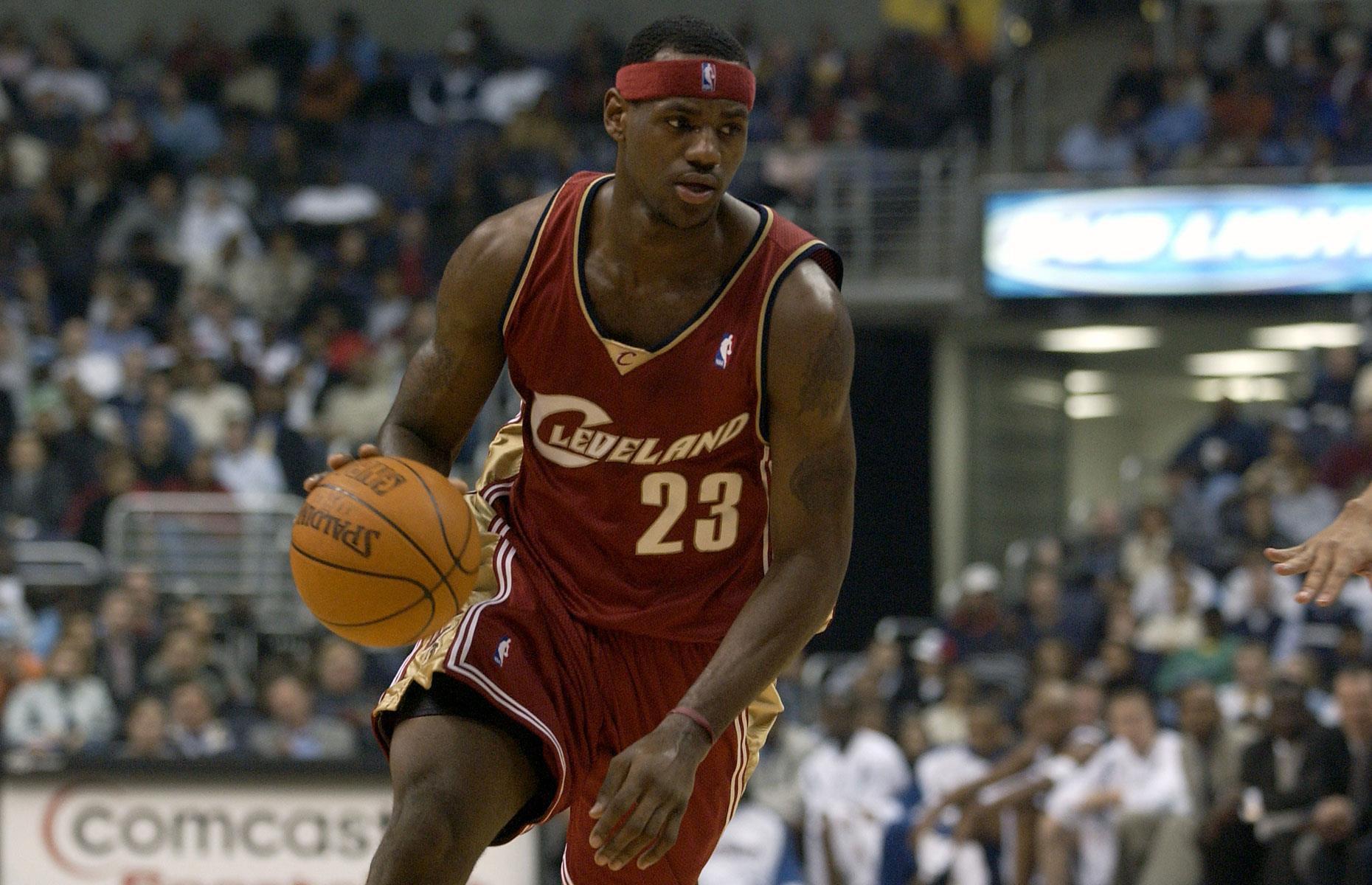 24. Signed 2003-04 LeBron James rookie trading card: $312,000 ($416k/£312k today)