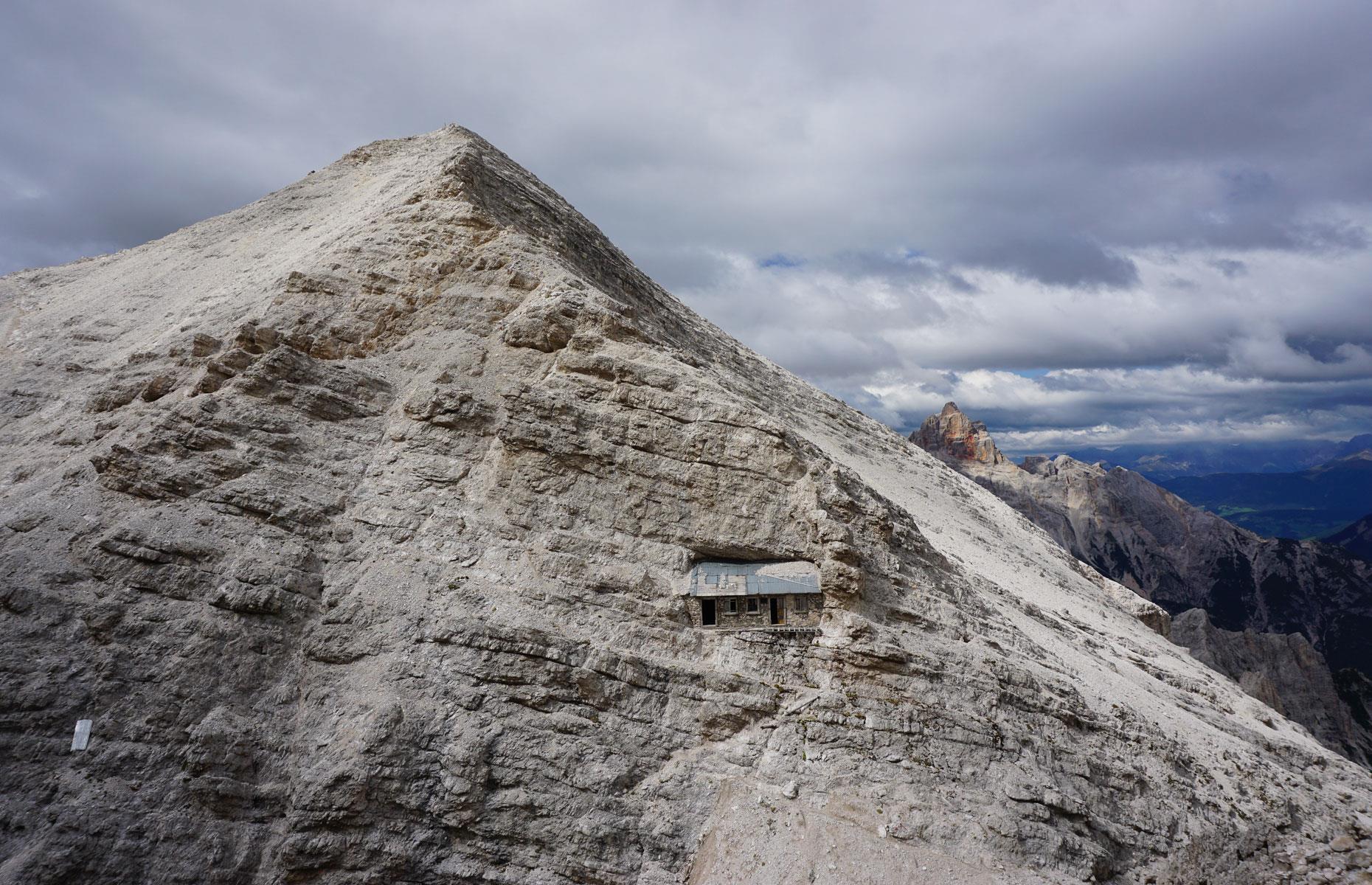 The Buffa di Perrero shelter, Monte Cristallo, Italy