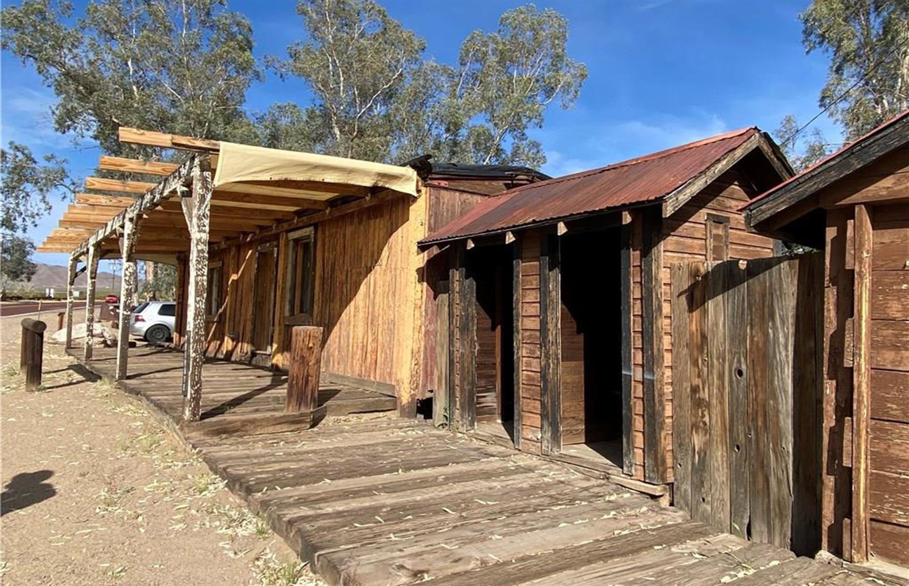 Historic nomadic town, California, USA: $2.8 million