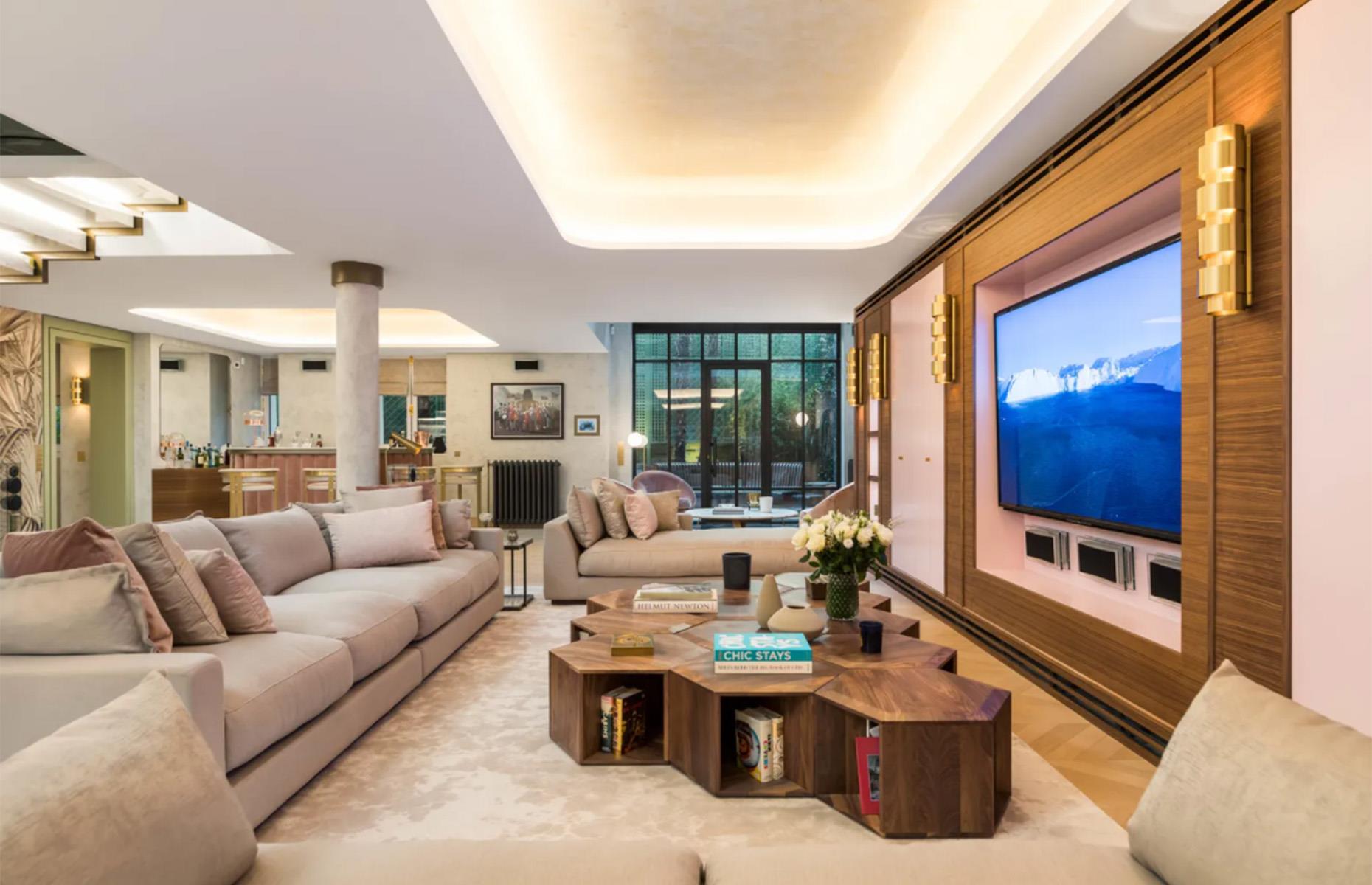 Parisian party pad, Paris, France 