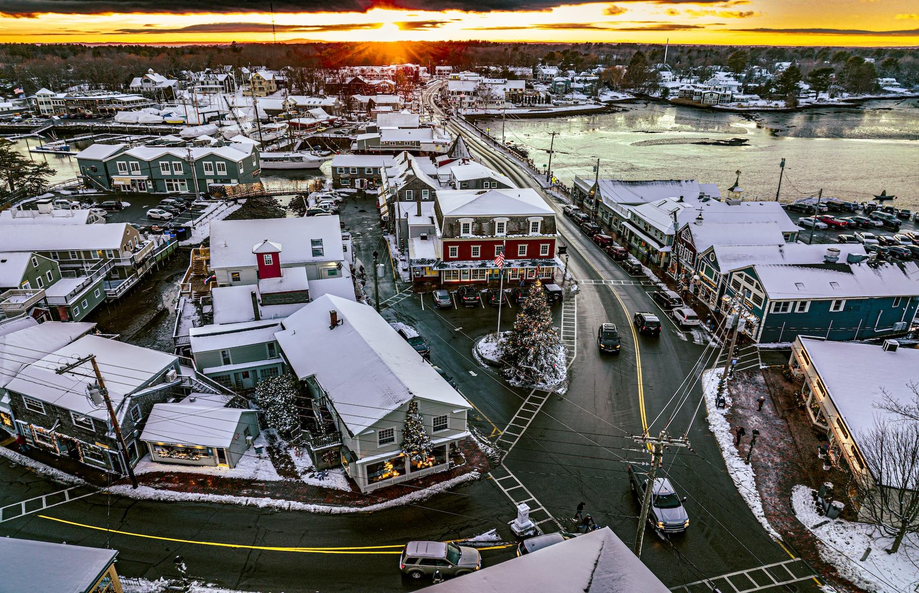 Maine: Christmas Prelude, Kennebunkport