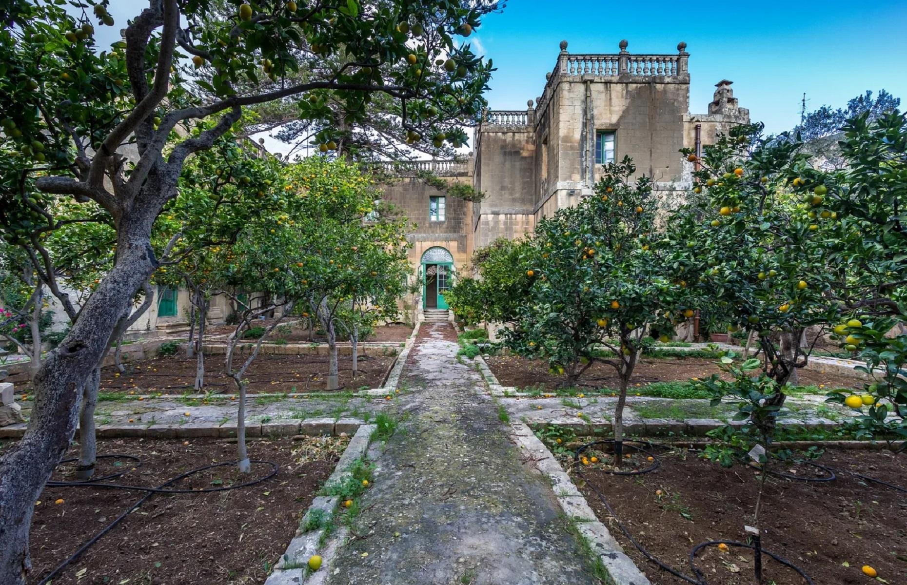 Palazzo, Żebbuġ, Malta