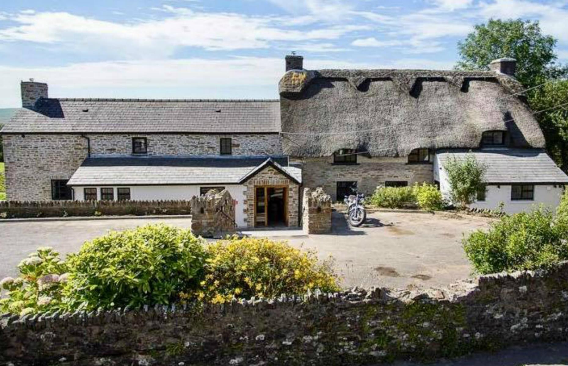 The Old House 1147, Wales