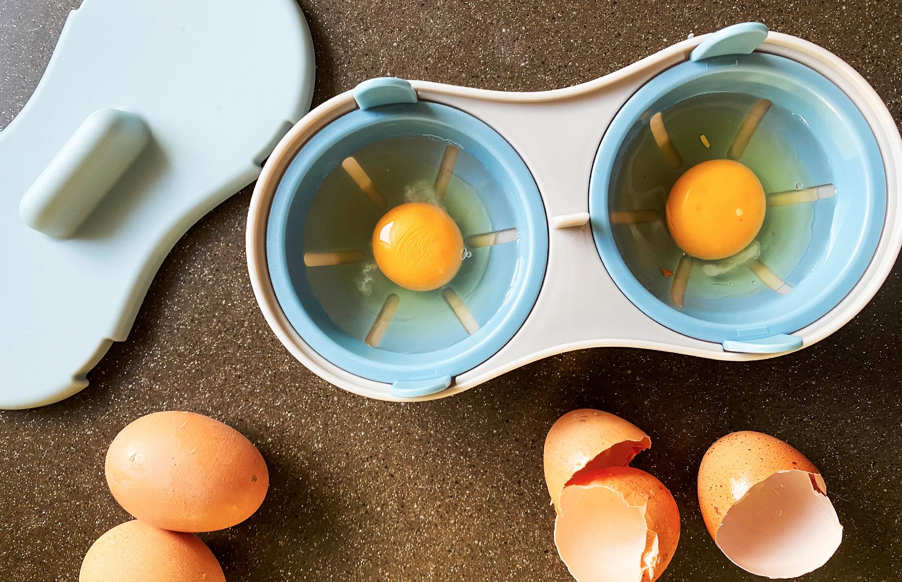 37. Microwave egg poacher 