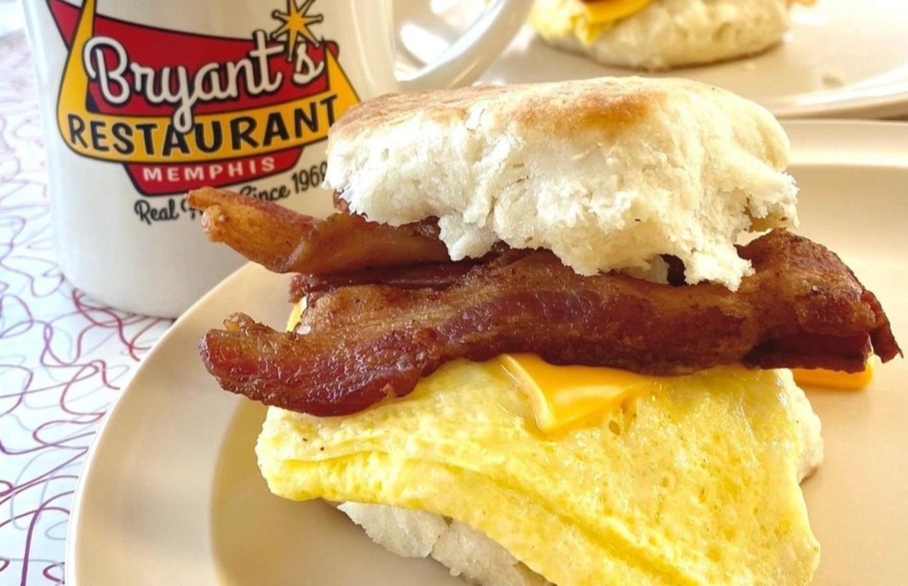 Tennessee: bacon, egg, and cheese sandwich, Bryant's Breakfast, Memphis