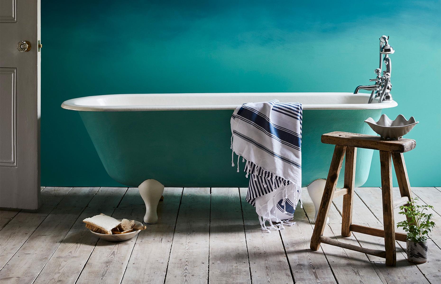 Revive a vintage bathtub