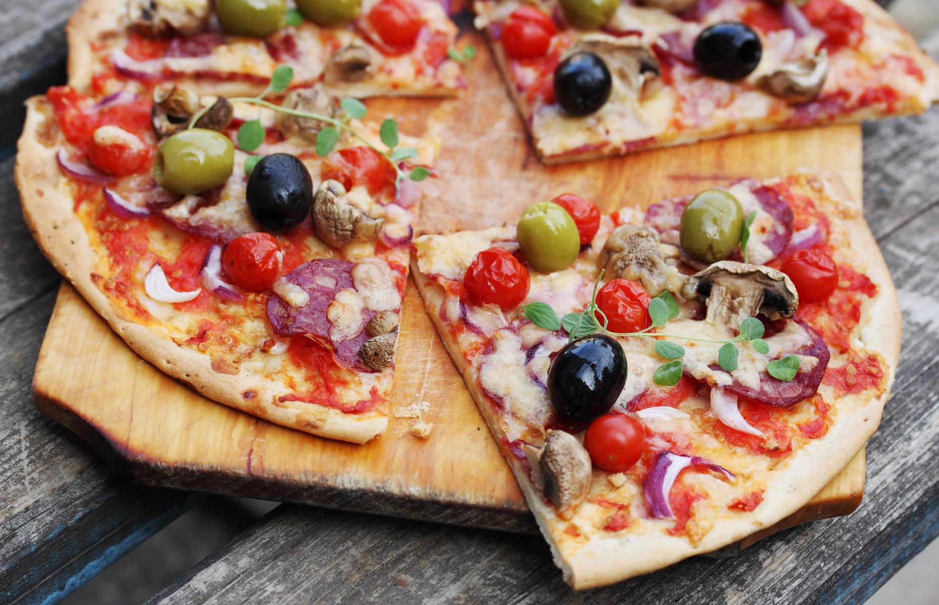 Cut calories with a thin crust