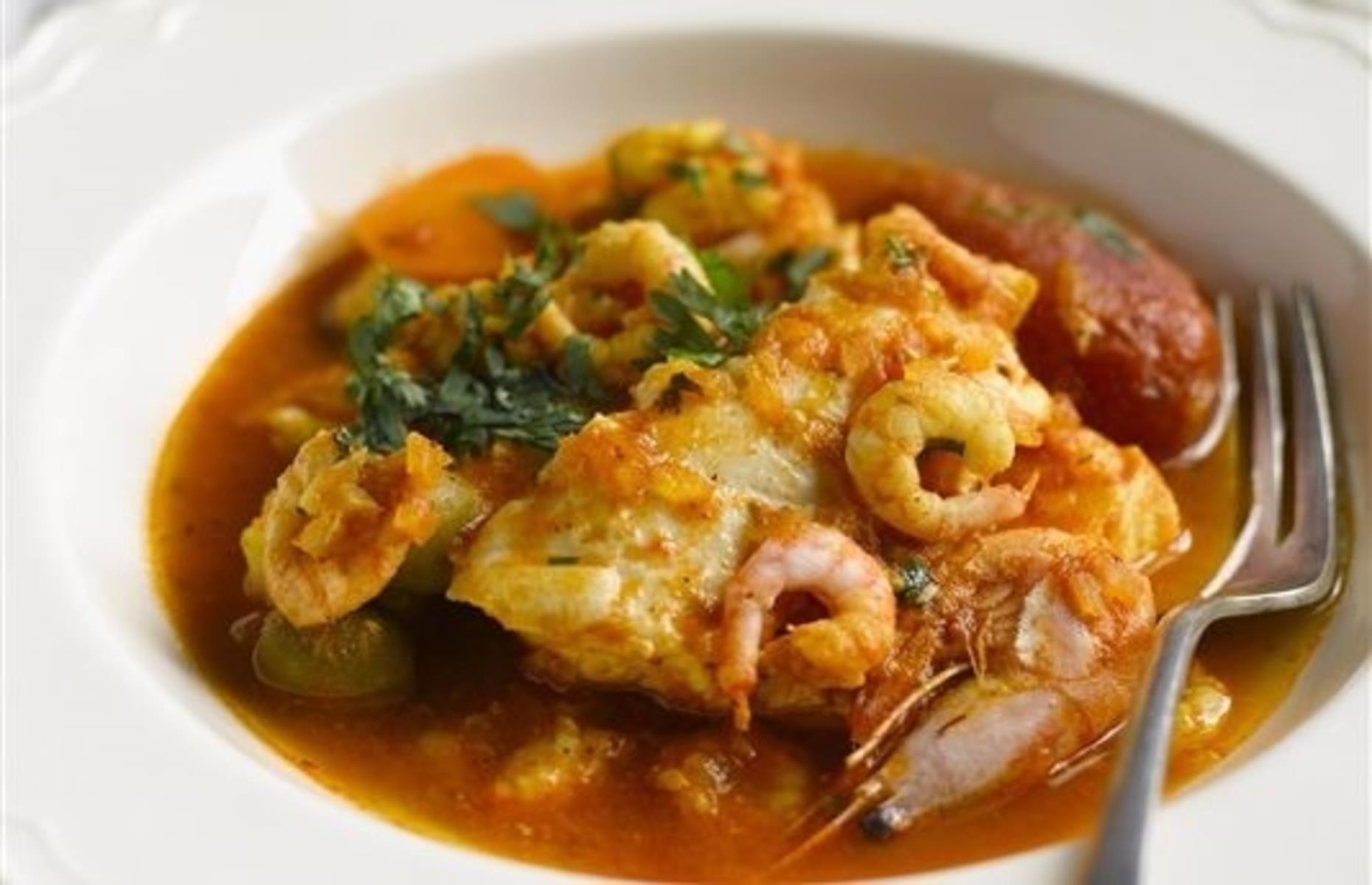 Cod and prawn tagine with olives and lemon