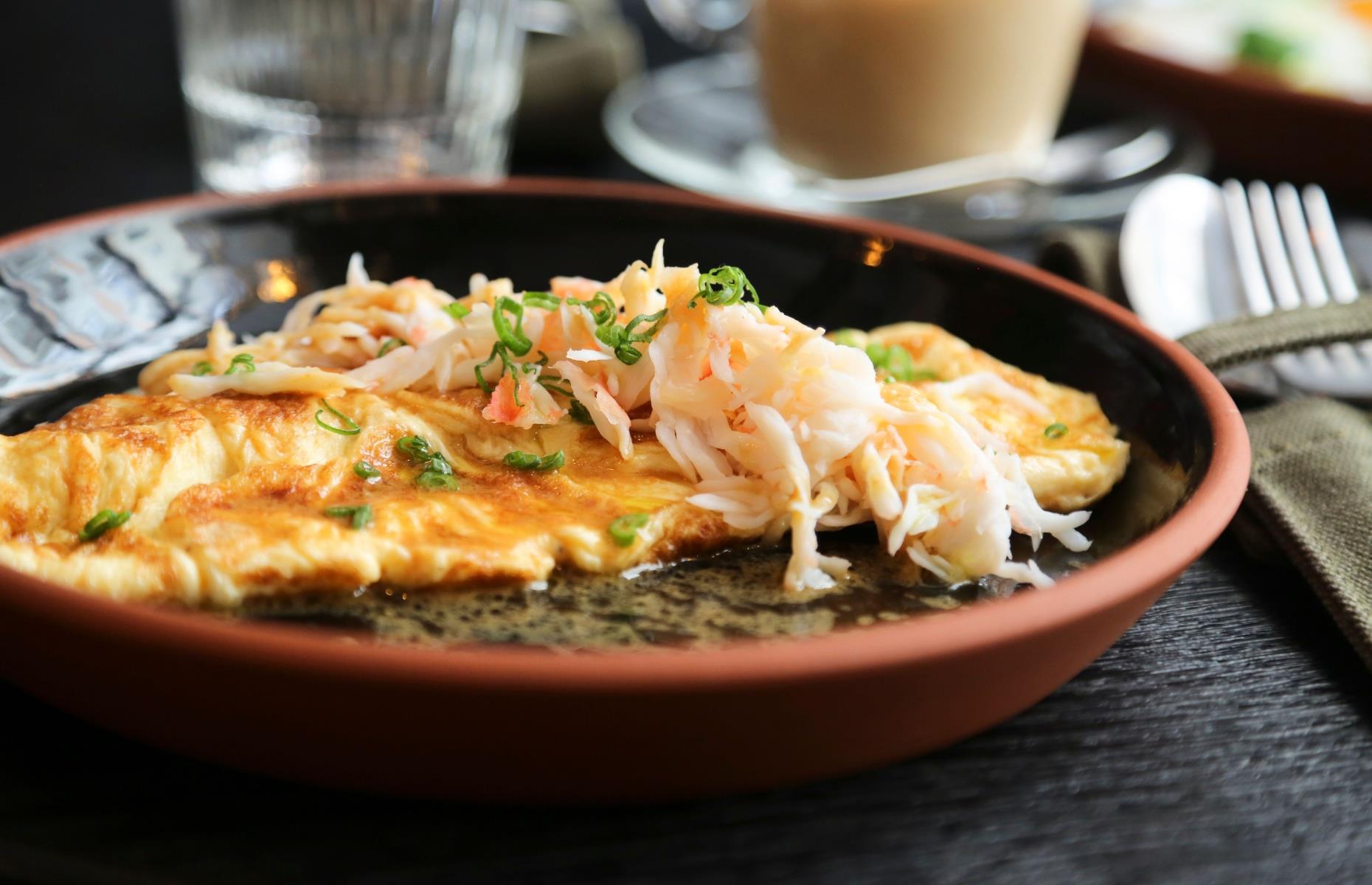 Washington: Dungeness crab omelet