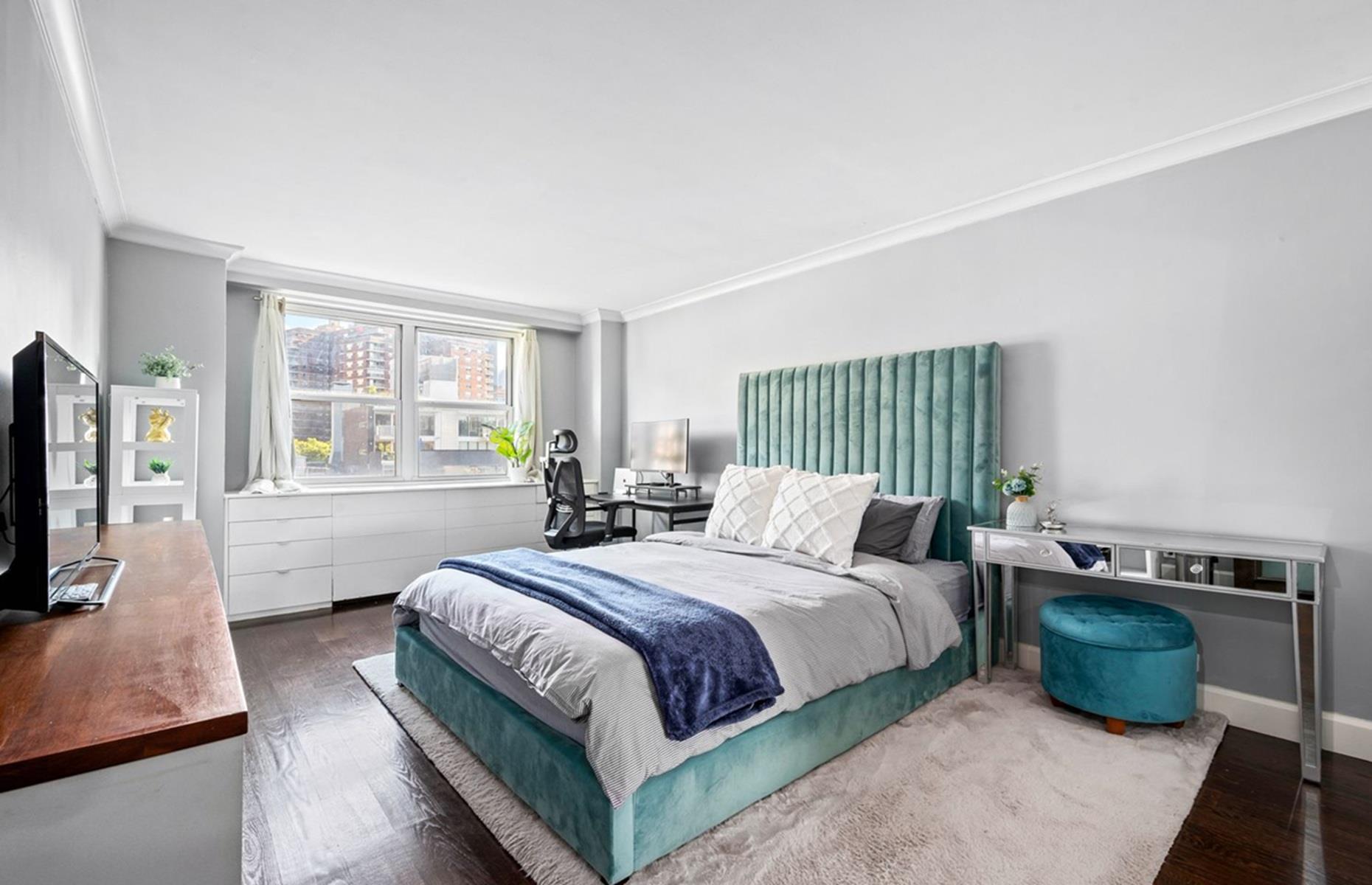 One-bedroom apartment, New York, USA: £774,850 ($1m)