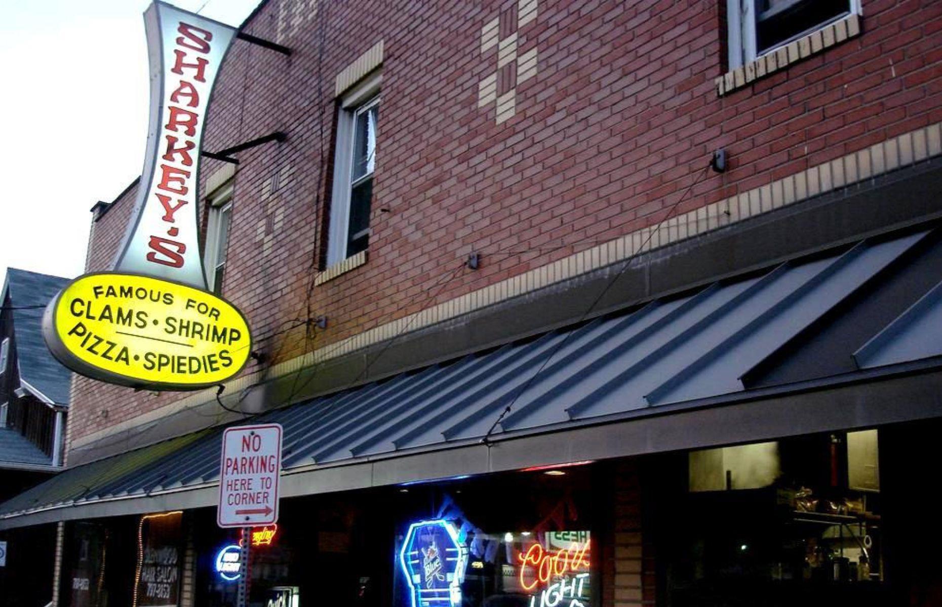 29. Sharkey's Bar & Grill, Binghamton, New York, USA