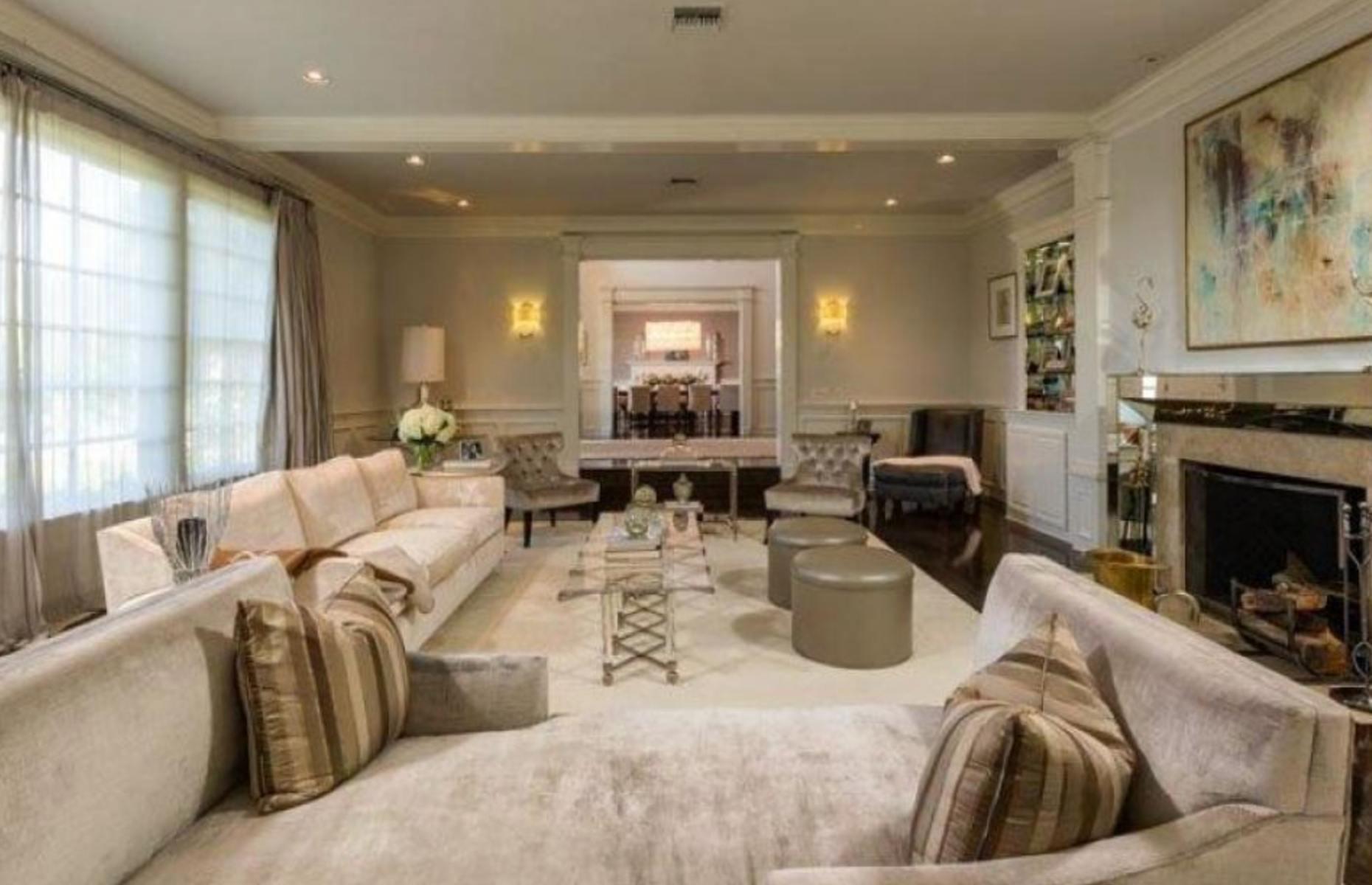 J.Lo's Hidden Hills estate