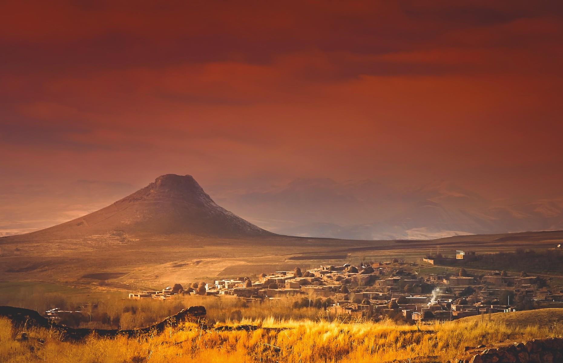 Vivid volcanoes