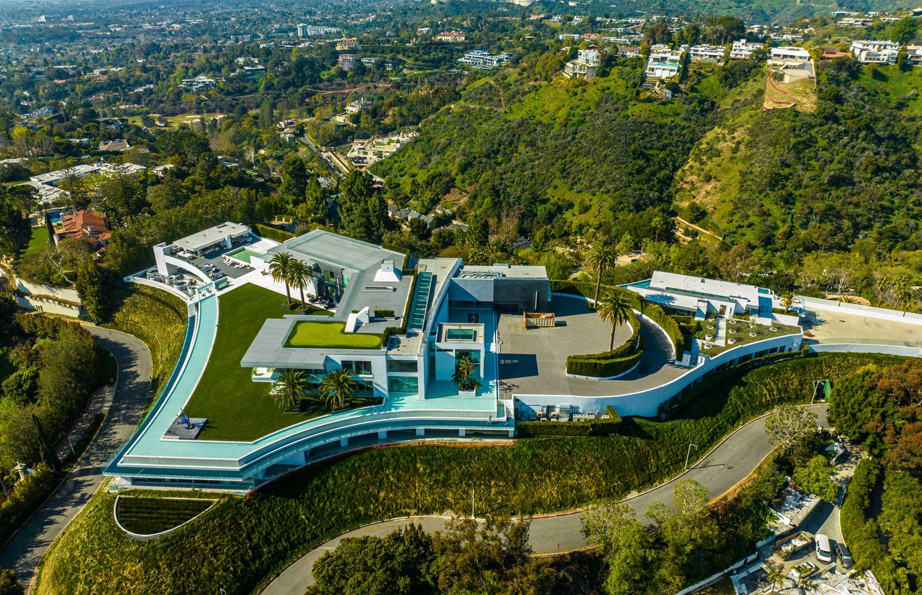 The One, California, USA