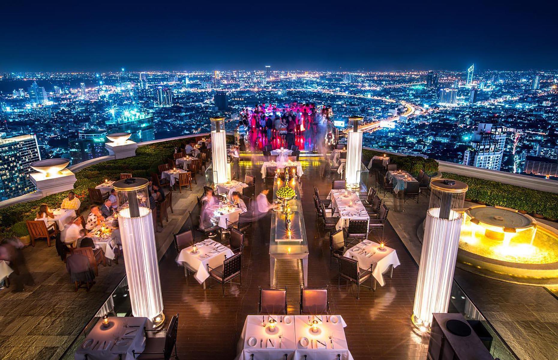 Tower club. Отель Лебуа в Бангкоке. Сирокко ресторан Бангкок. Lebua ресторан Бангкок. Sky Bar Лебуа Бангкок.