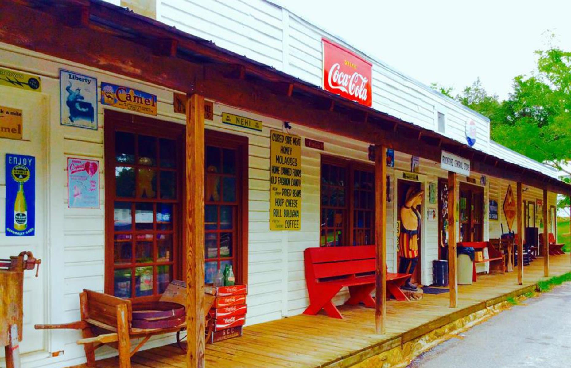 North Carolina: Rockford General Store, Dobson