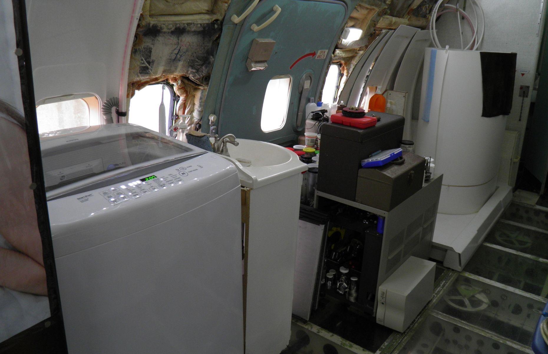 Boeing 727 home, Oregon, USA
