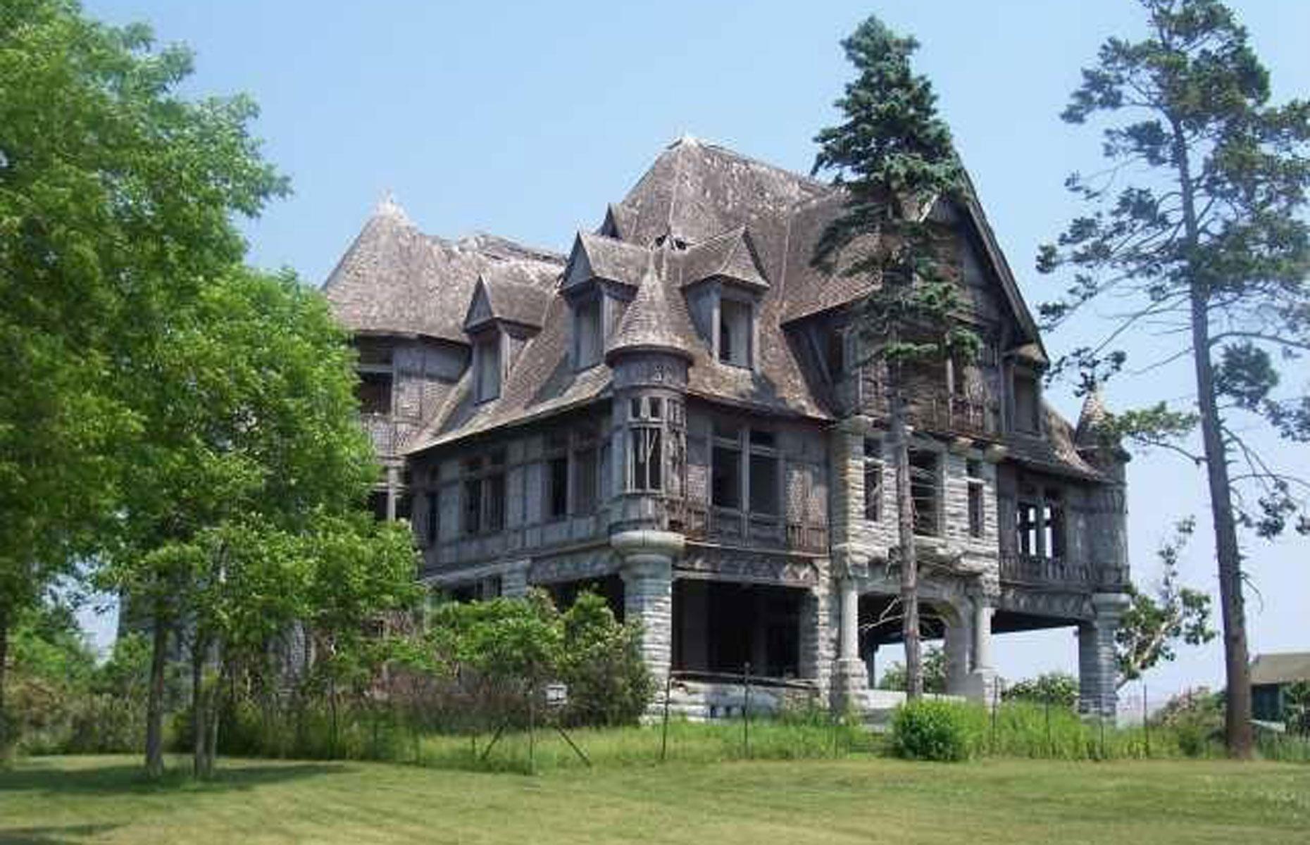 Carleton Island Villa, Cape Vincent, New York