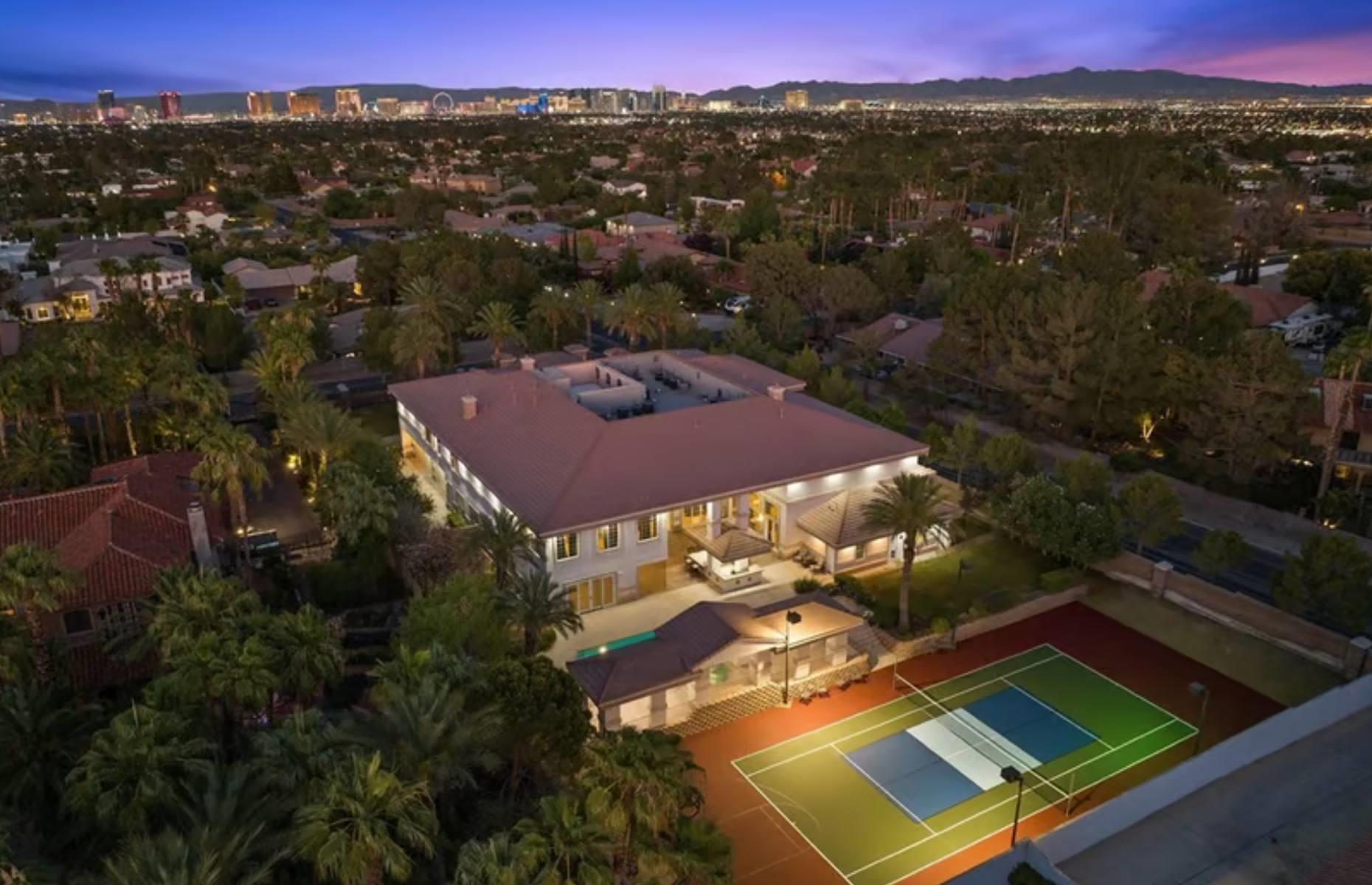 Michael Jackson's Las Vegas rental mansions