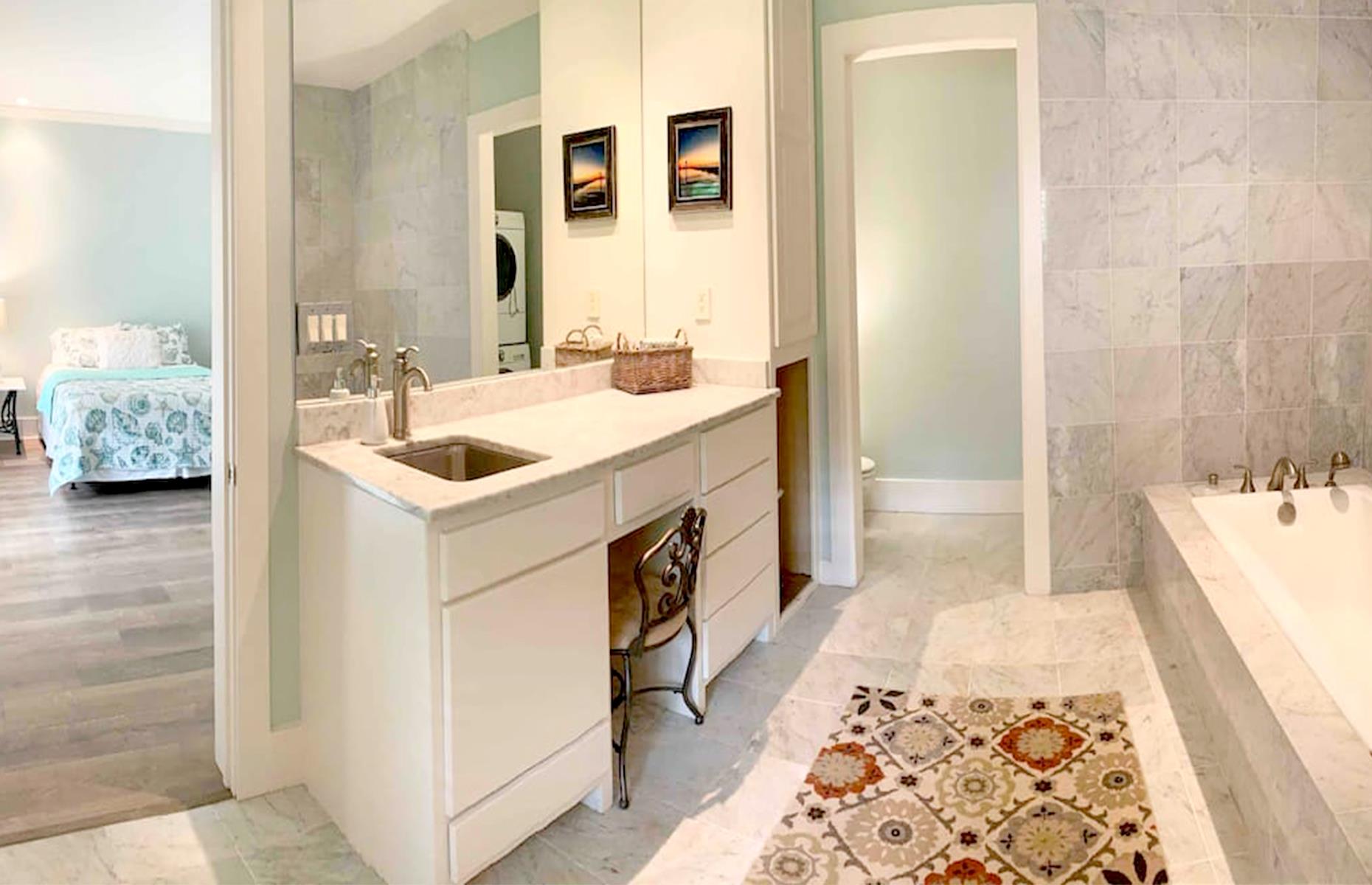 Mississippi: East Beach Bungalow, Ocean Springs