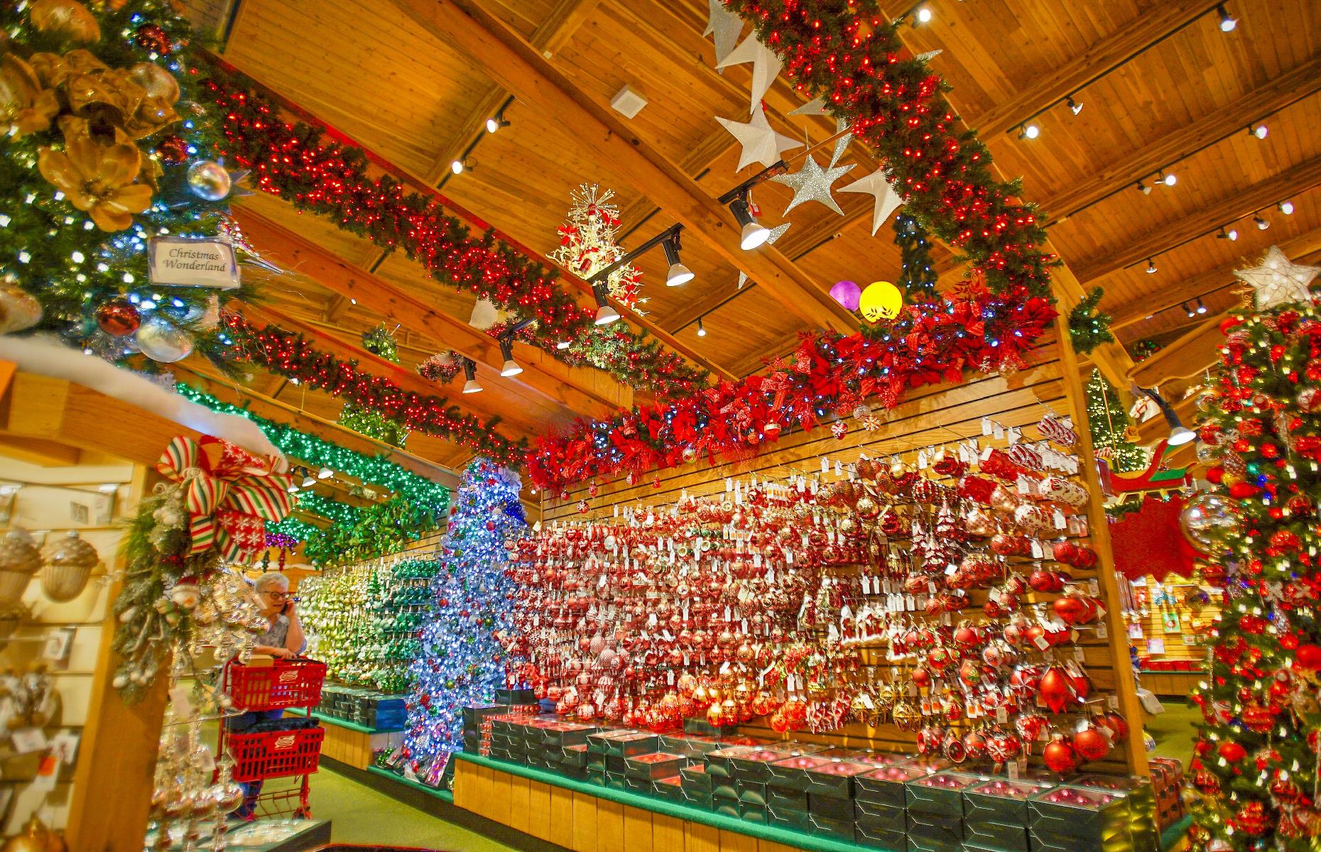 Bronner’s CHRISTmas Wonderland, Frankenmuth, Michigan, USA