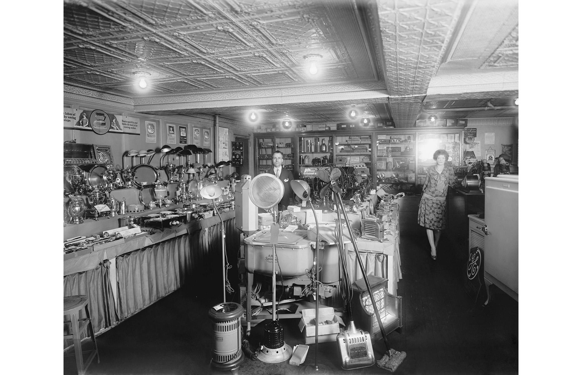 c.1925: Electrifying America