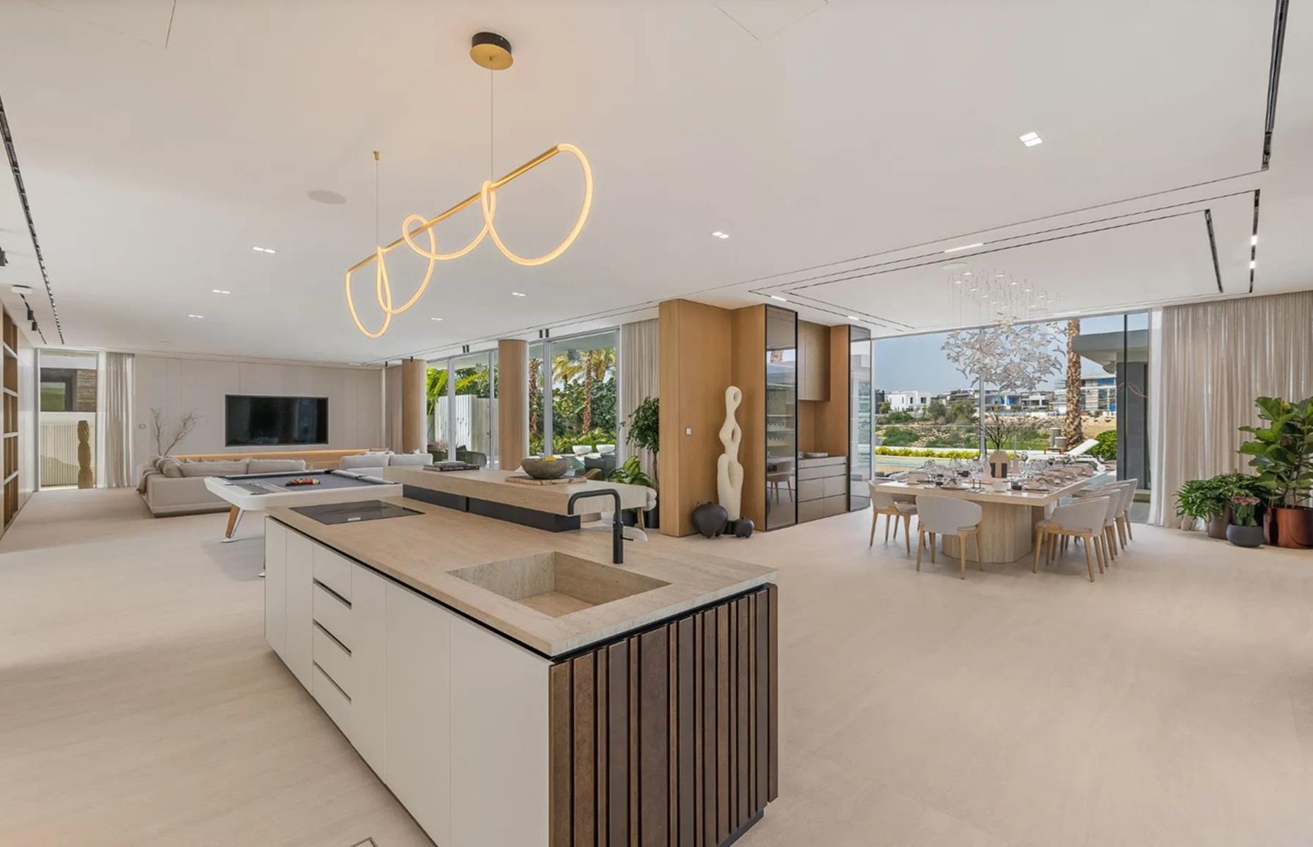 Luxury villa: floor-to-ceiling windows