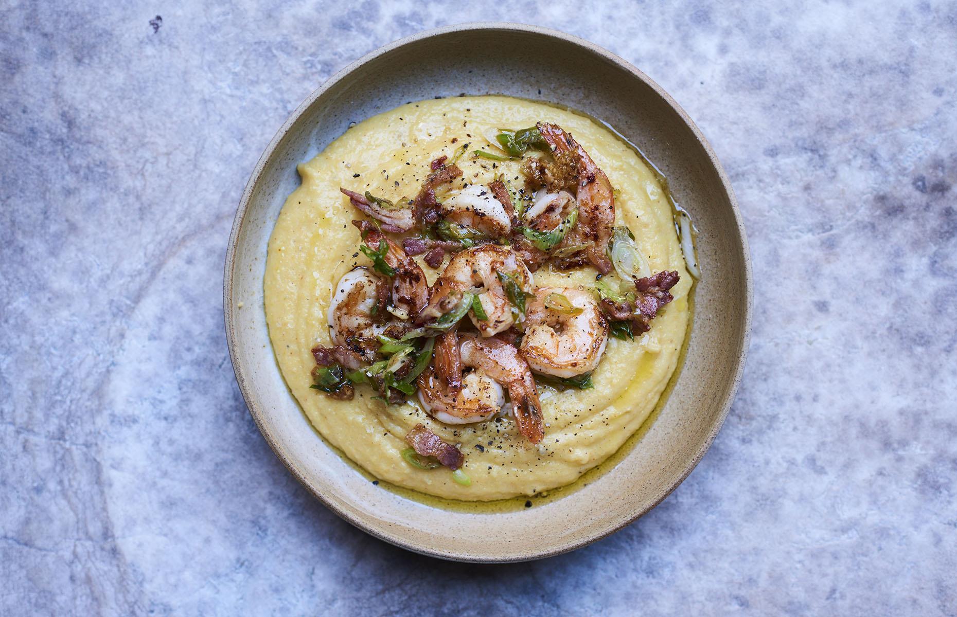 Prawns, spring onions and bacon with cheesy polenta 