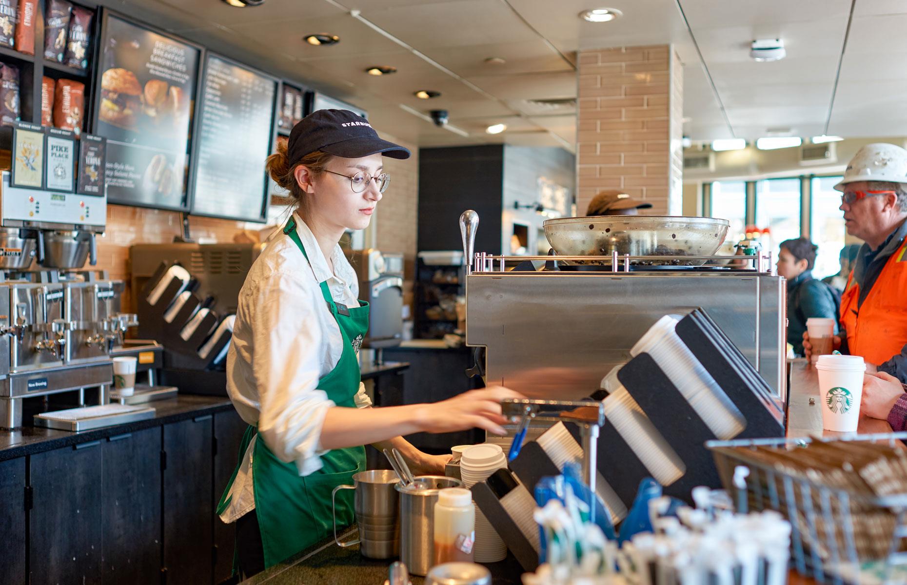 USA, average annual salary: $60,558 (£46.1k)