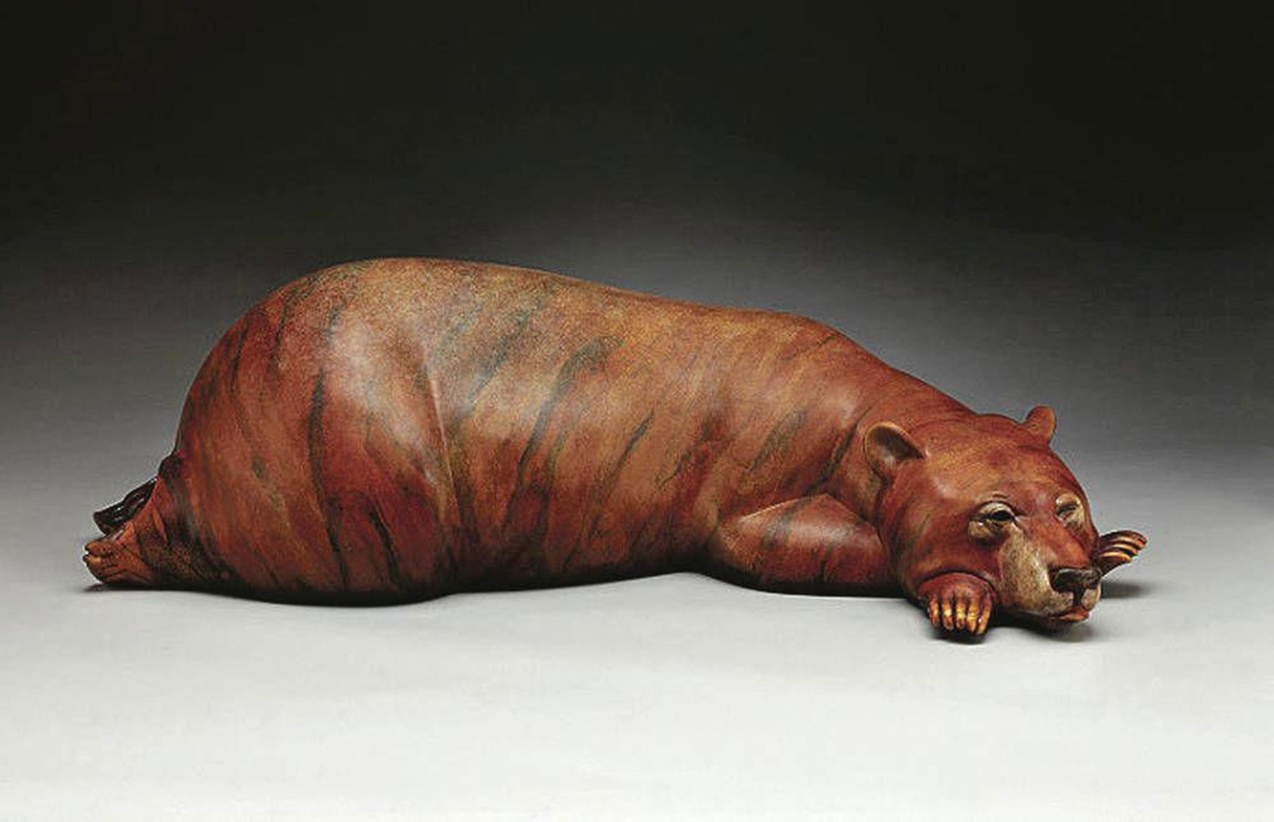 The bronze bear artwork worth $19,000 (£14.6k)