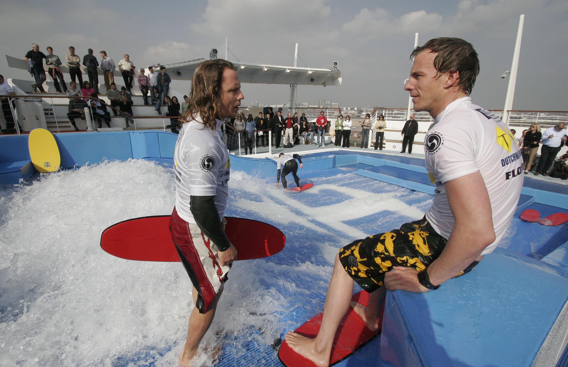2006: MS Freedom of the Seas' surf simulator
