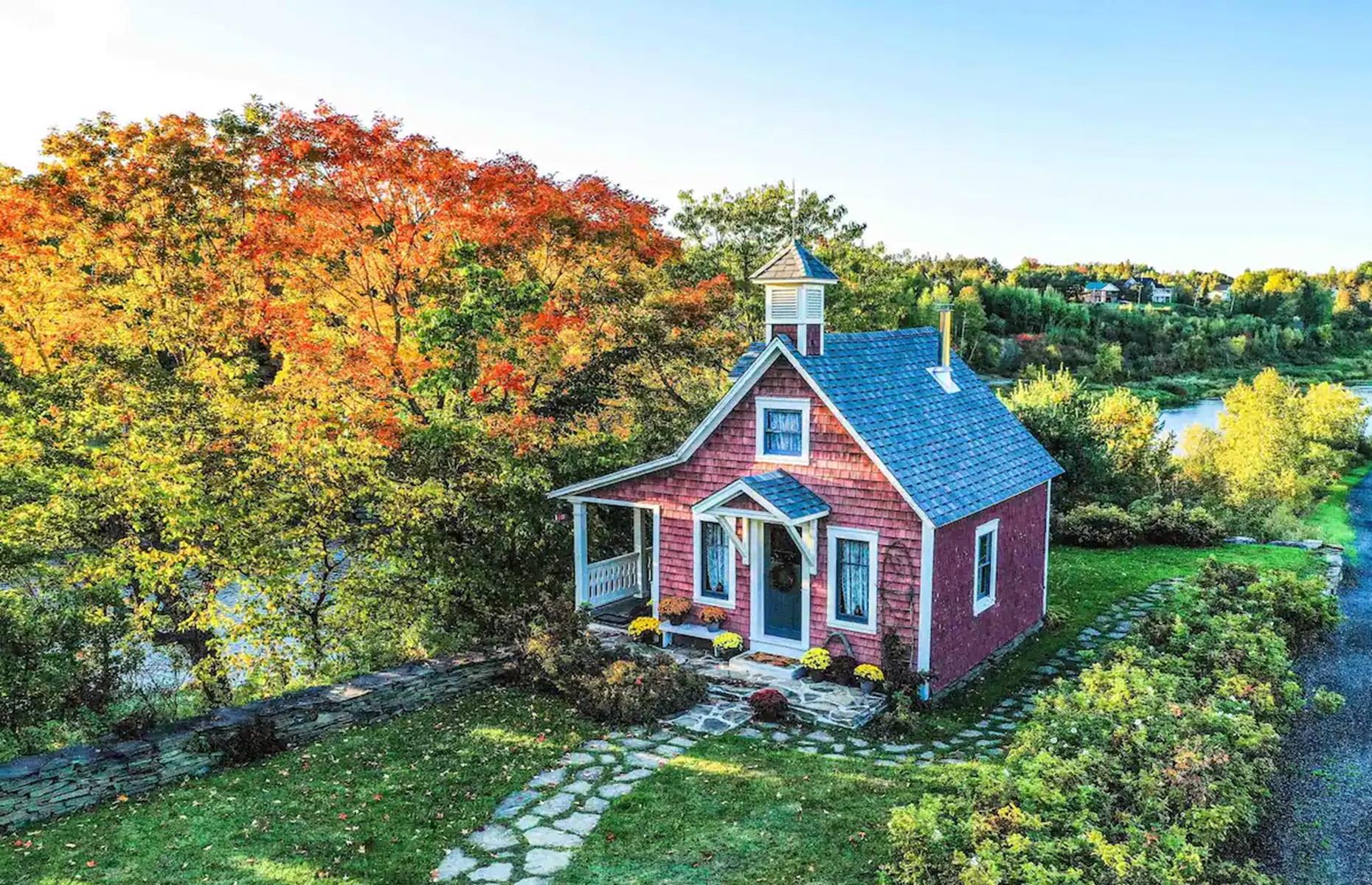Hambrook Point Cottage, New Brunswick, Canada