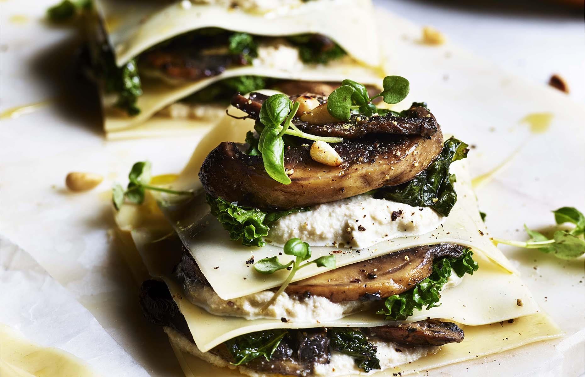 Open lasagne with mushrooms