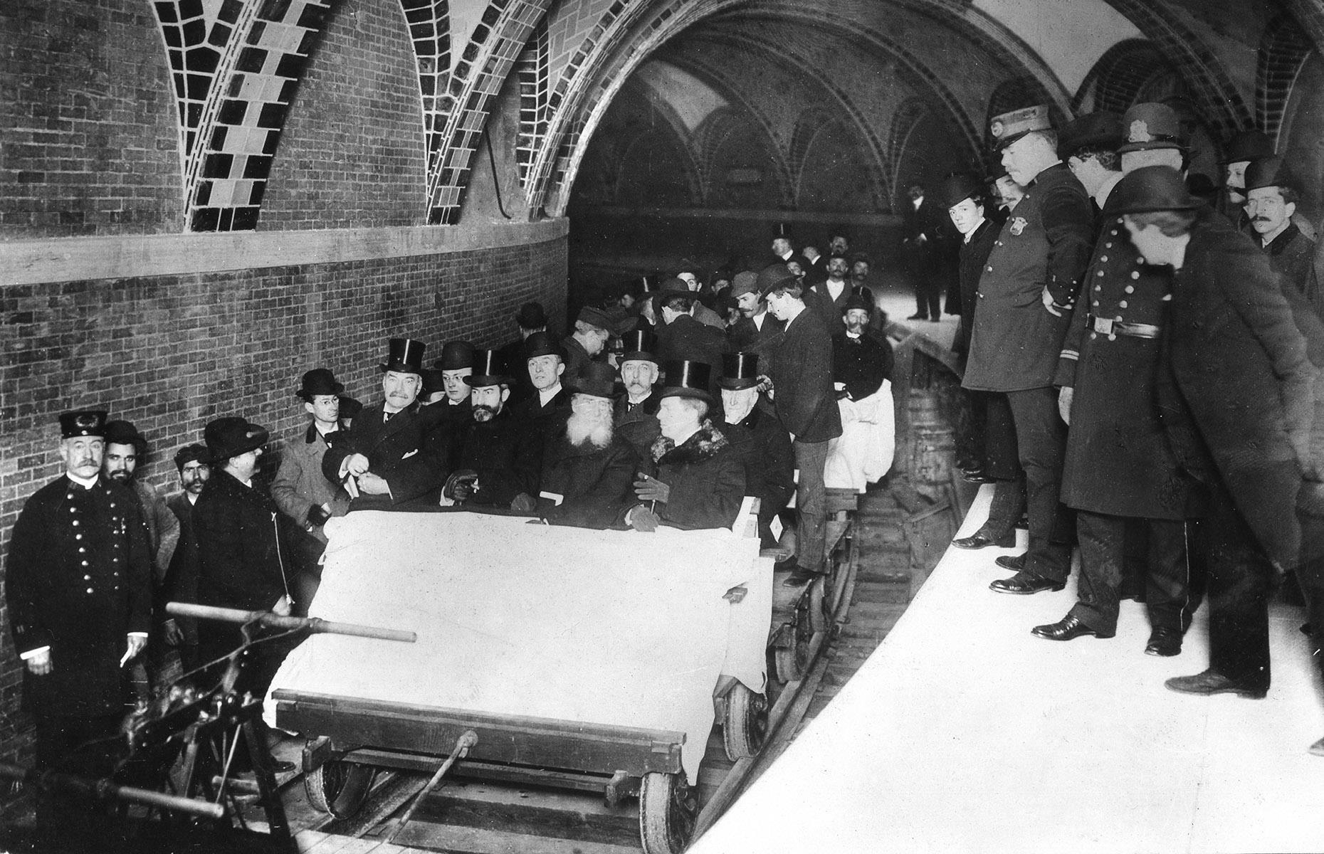 1904: The New York City Subway opens