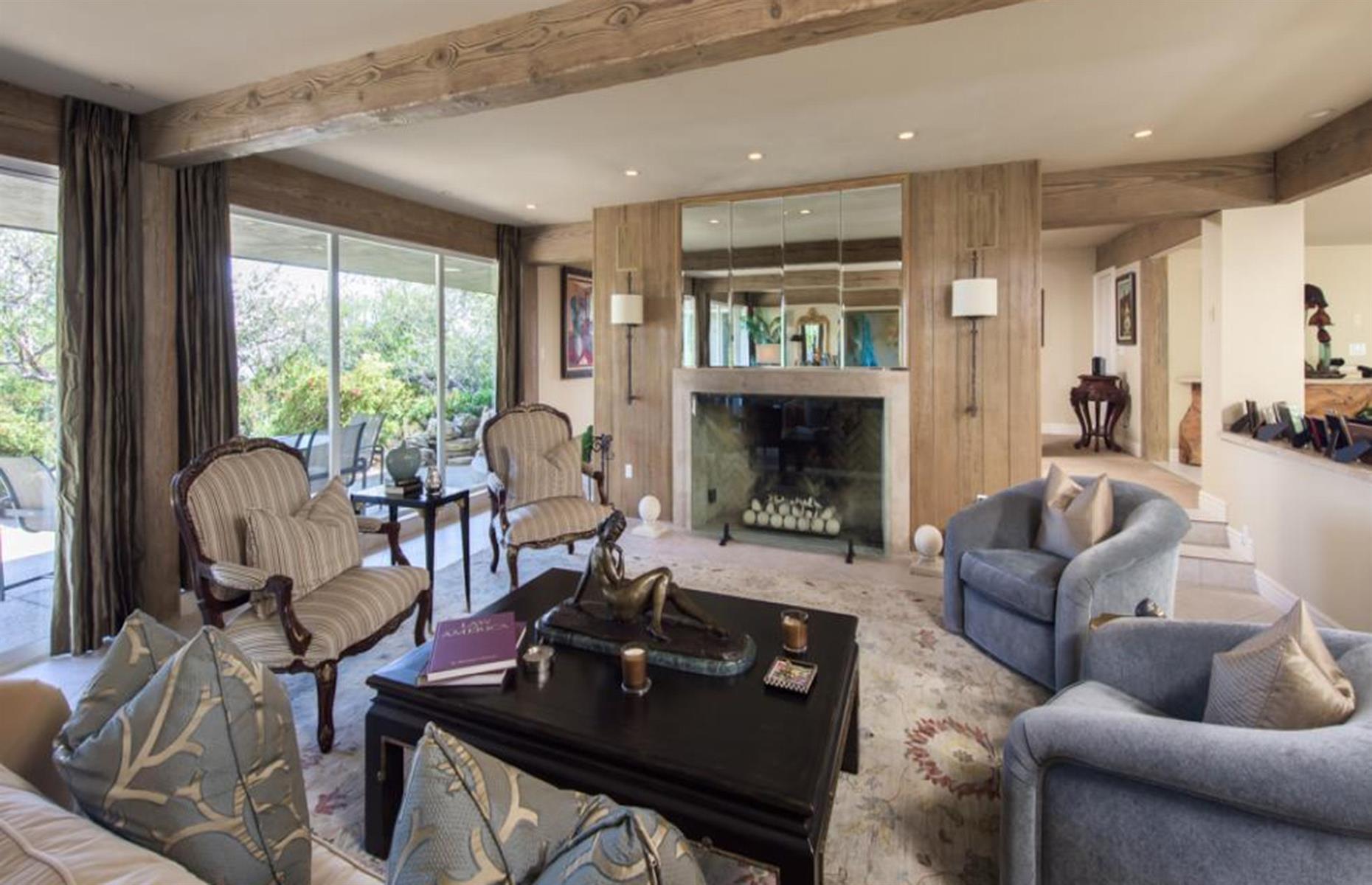 Elizabeth Taylor's Beverly Hills mansion