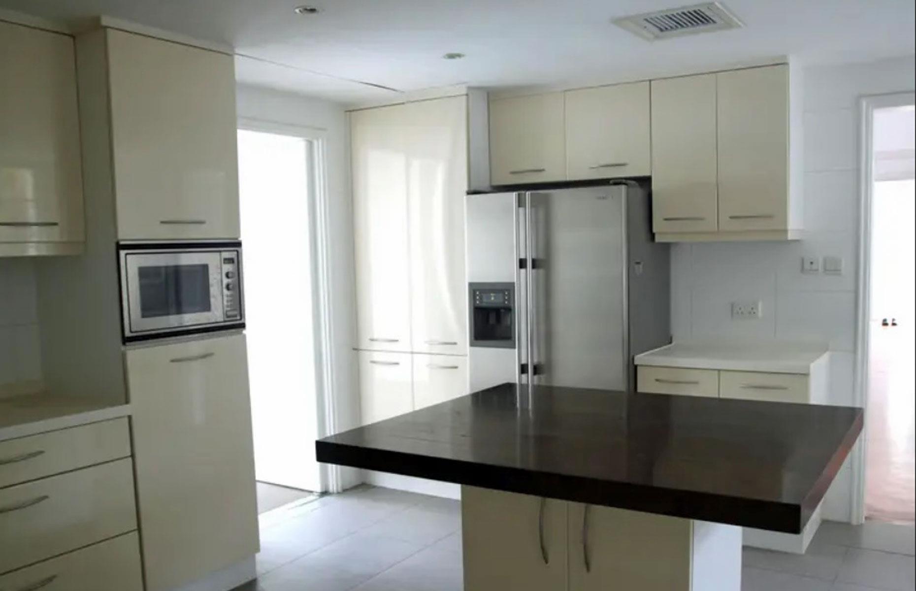 24 Middle Gap Road, Victoria Peak, Hong Kong, estimated value: $451 million (£323m)