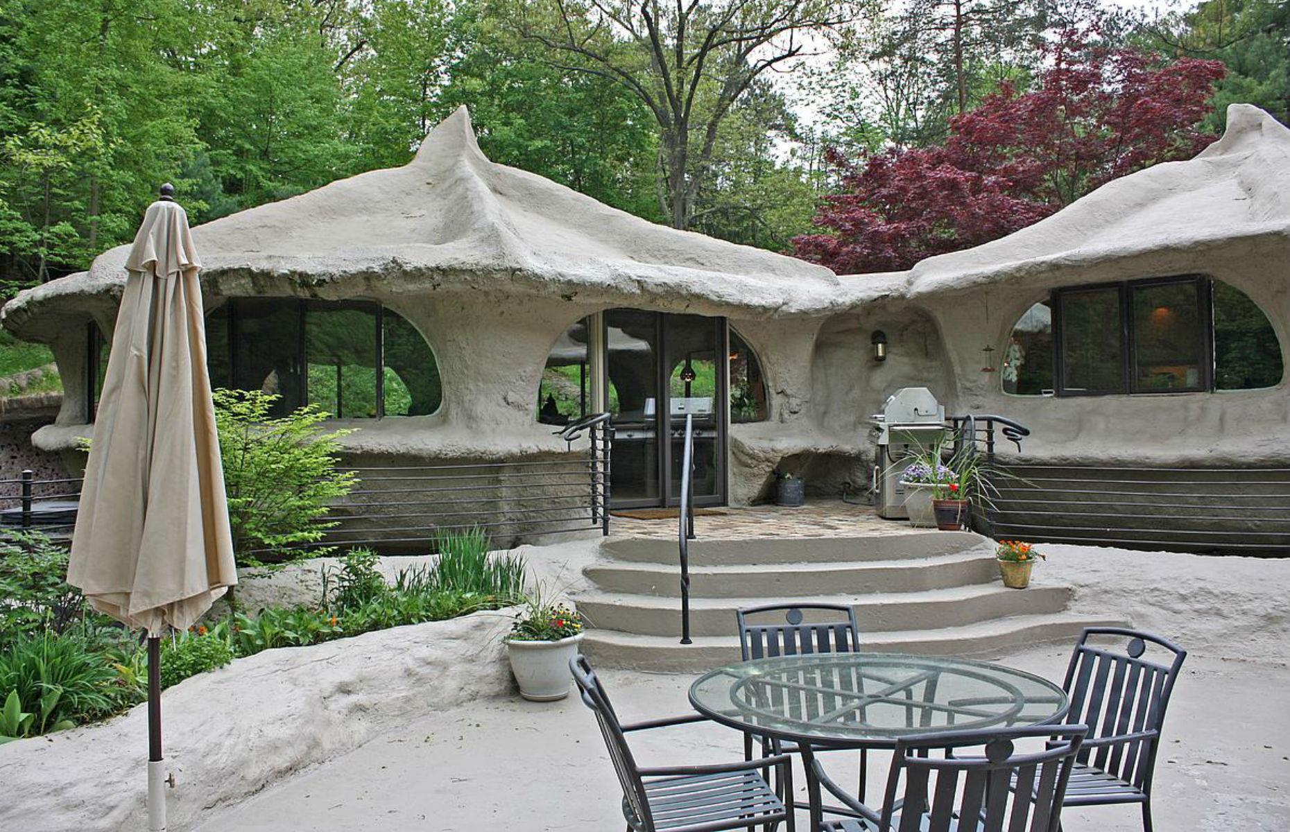 Mushroom House, New York, USA