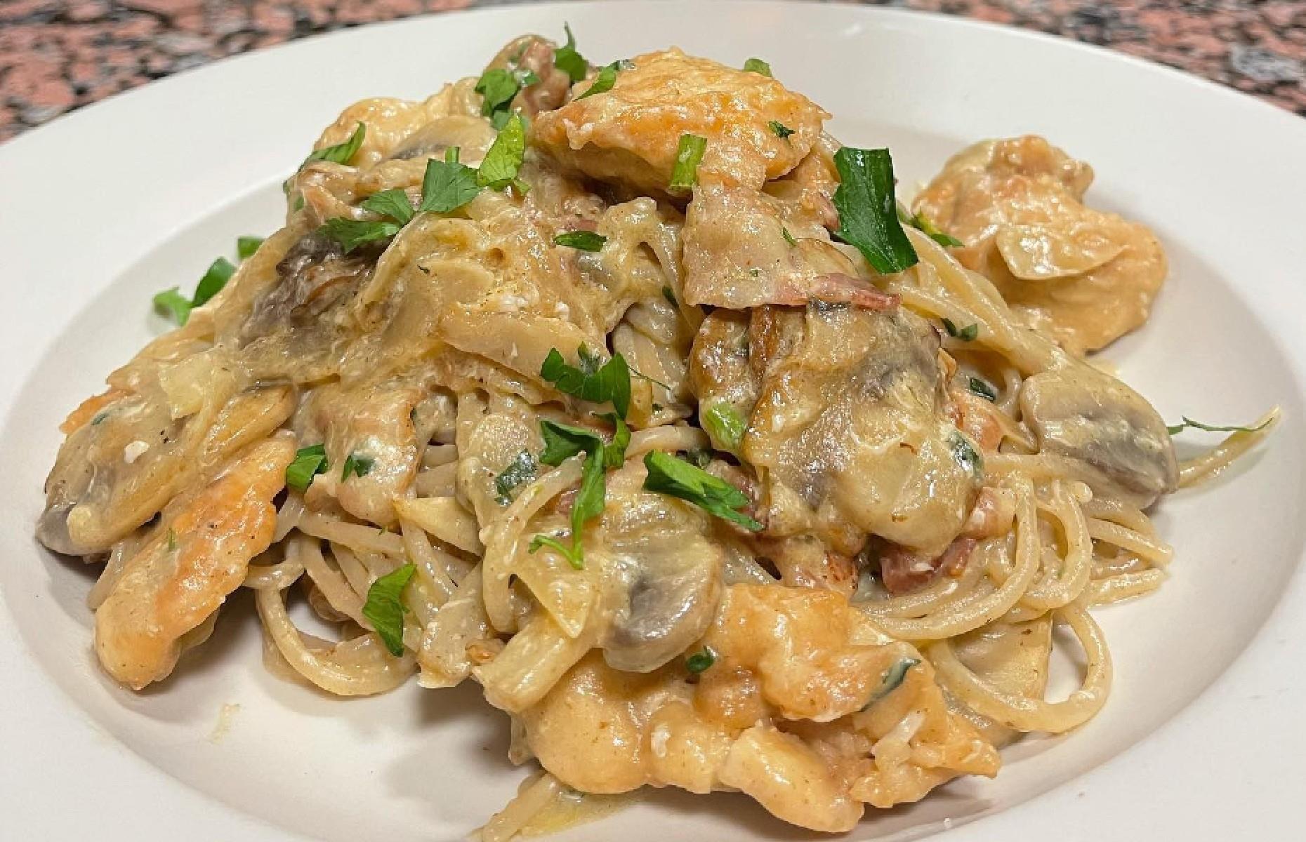 New Hampshire: chicken carbonara, Trattoria Amalfi, Salem 