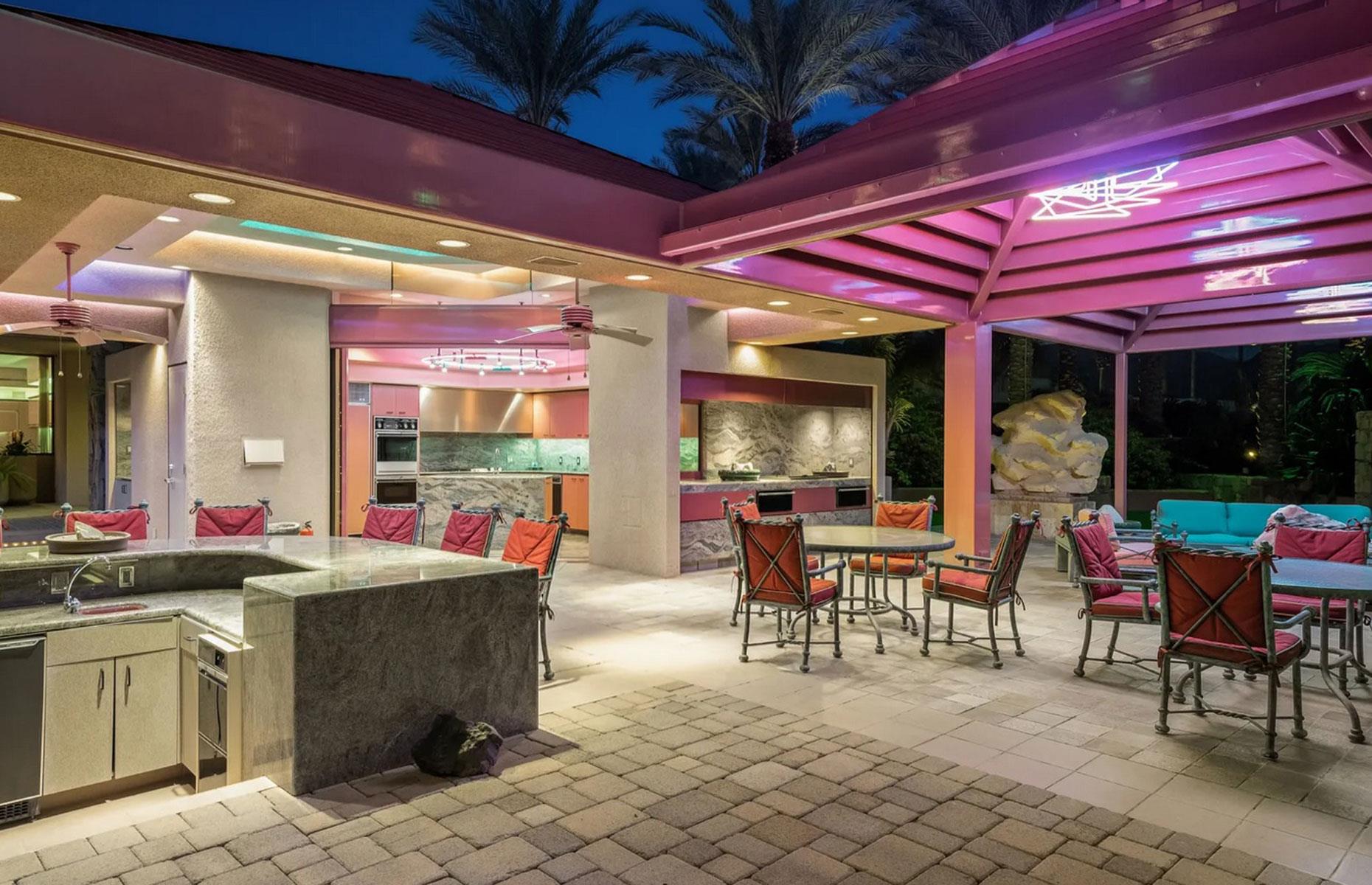 1980s time capsule, California, USA